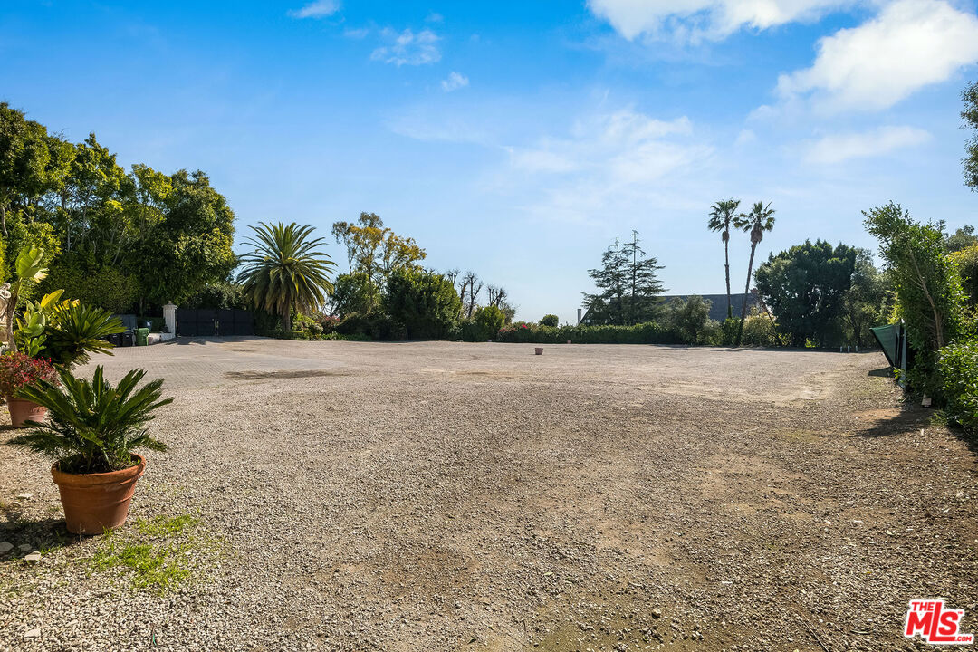 Los Angeles, California, 90077, United States, ,Land,For Sale,1714352