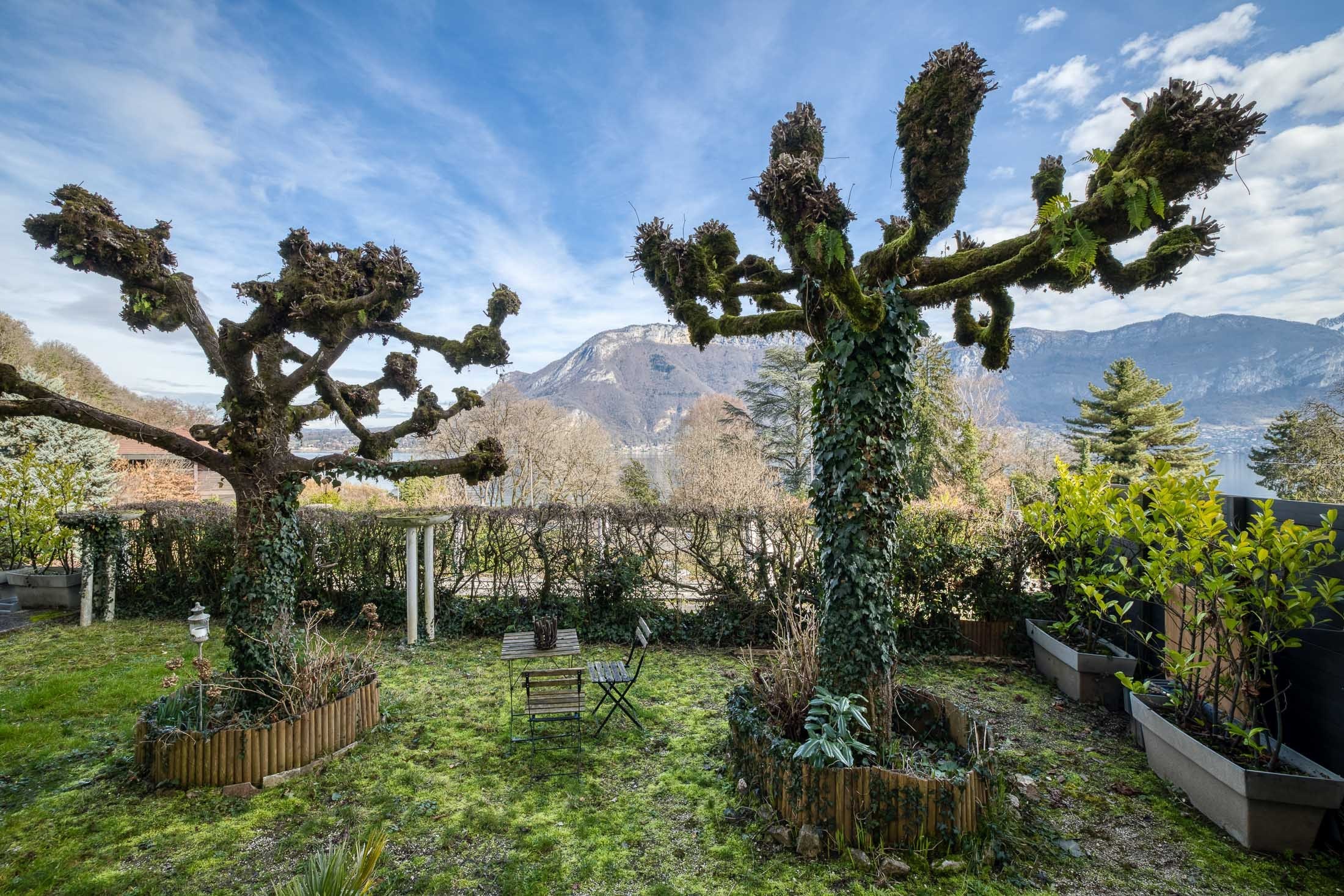  Loft overlooking lac d