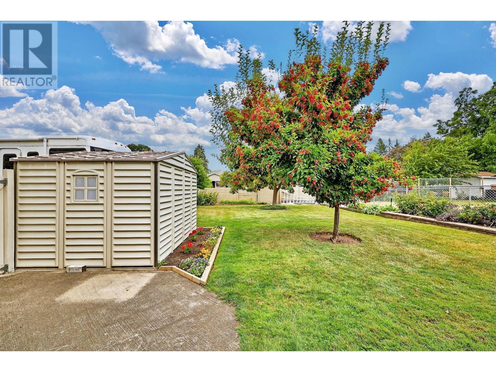 KELOWNA, British Columbia, V1Y 3S7, CA, 5 Bedrooms Bedrooms, ,2 BathroomsBathrooms,Residential,For Sale,1902795
