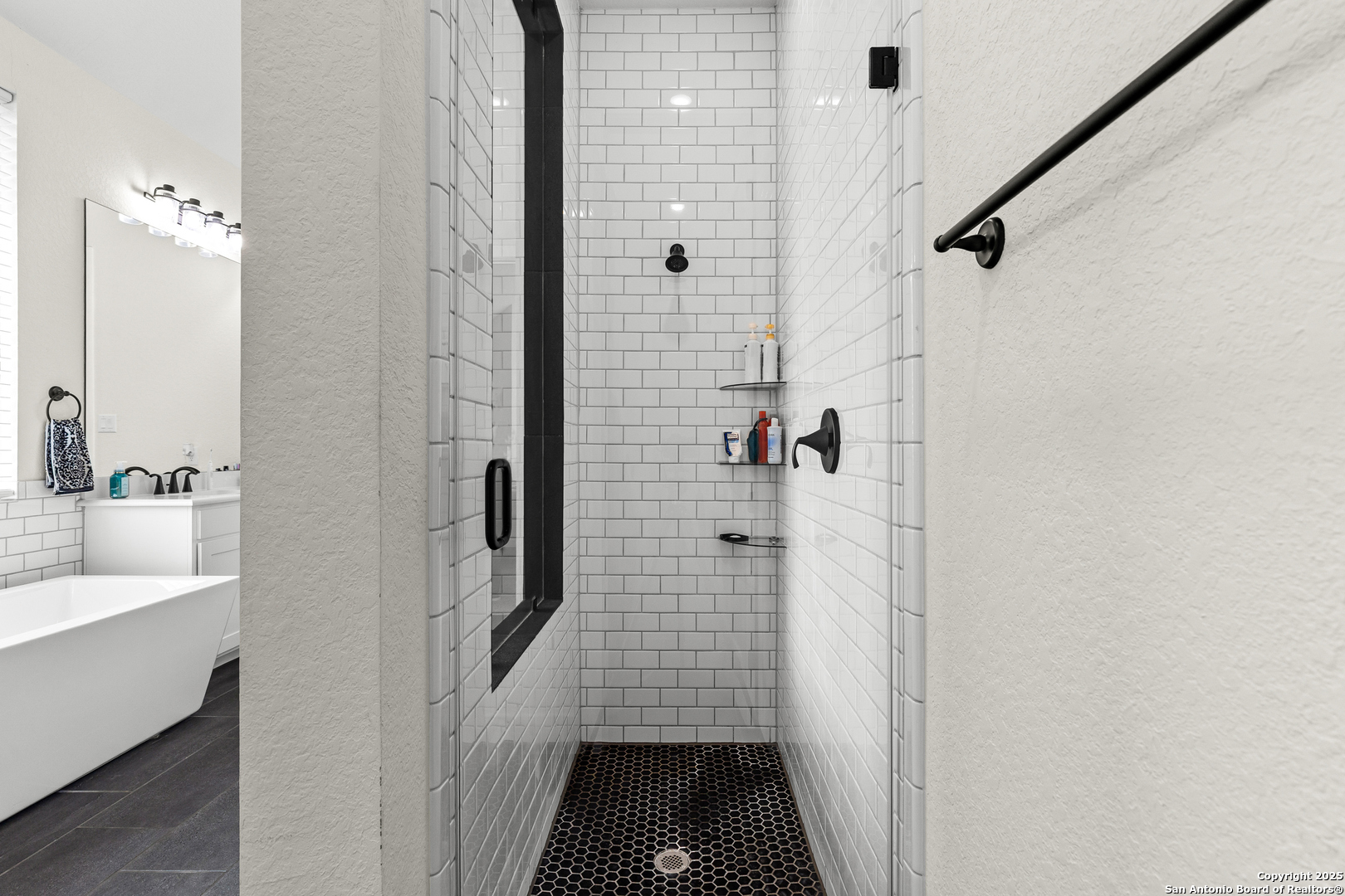 Cibolo, Texas, 78108, United States, 4 Bedrooms Bedrooms, ,4 BathroomsBathrooms,Residential,For Sale,1982073