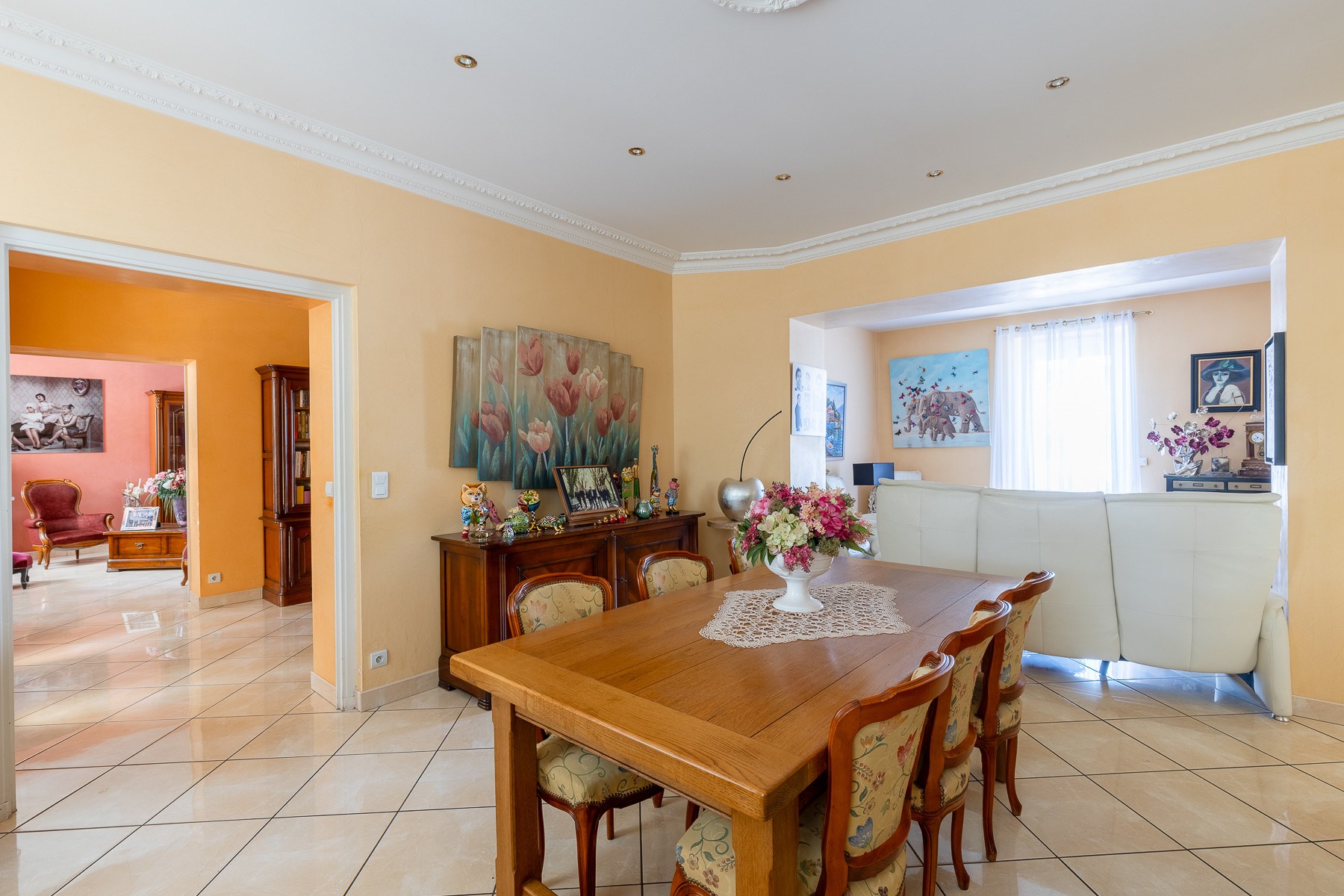  Big Family home in the center - 物件實景