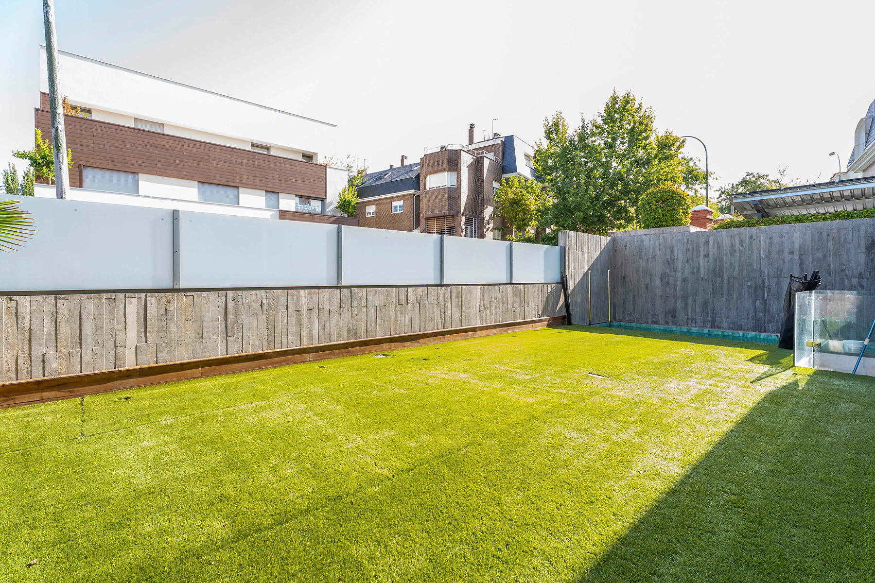  Modern Townhouse in Hortaleza, Madrid with Pool and Garden - 物件實景