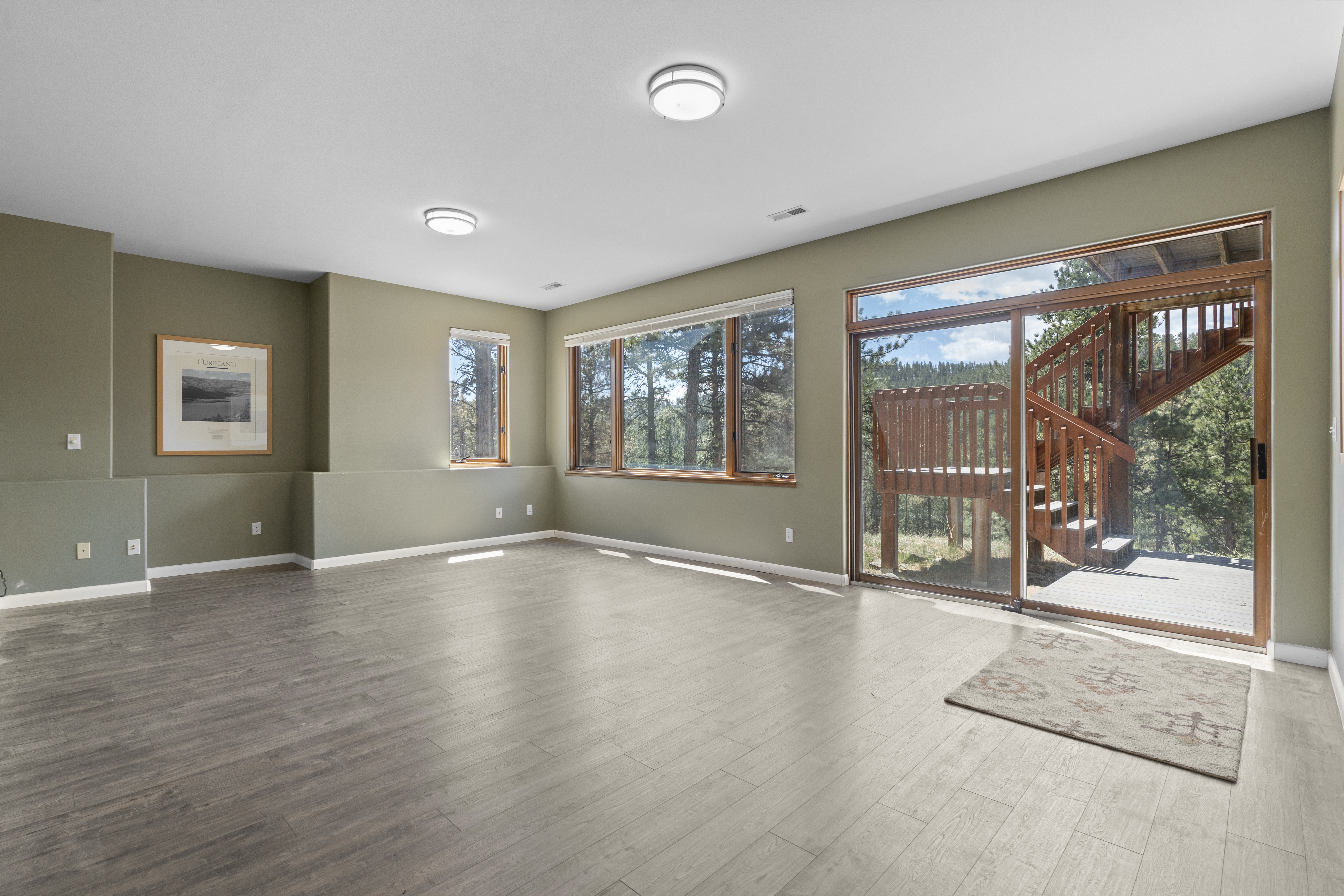  Set on 10+ private acres in the sought-after Ruby Ranch enclave - 物件實景