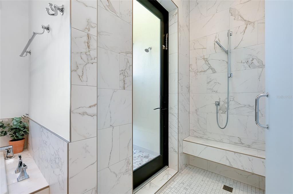 Sarasota, Florida, 34236, United States, 5 Bedrooms Bedrooms, ,6 BathroomsBathrooms,Residential,For Sale,1994803