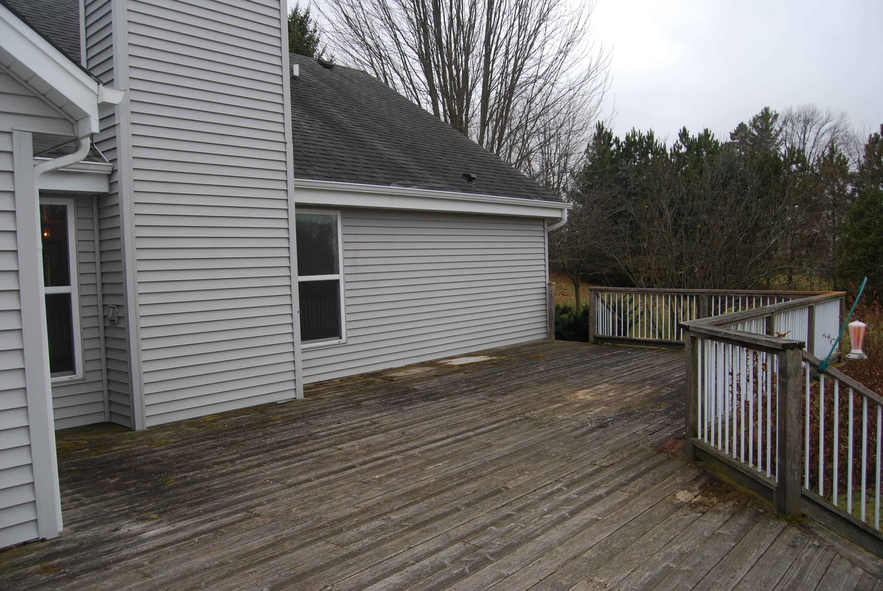 Wayne, Wisconsin, 53002, United States, 3 Bedrooms Bedrooms, ,2 BathroomsBathrooms,Residential,For Sale,2000688