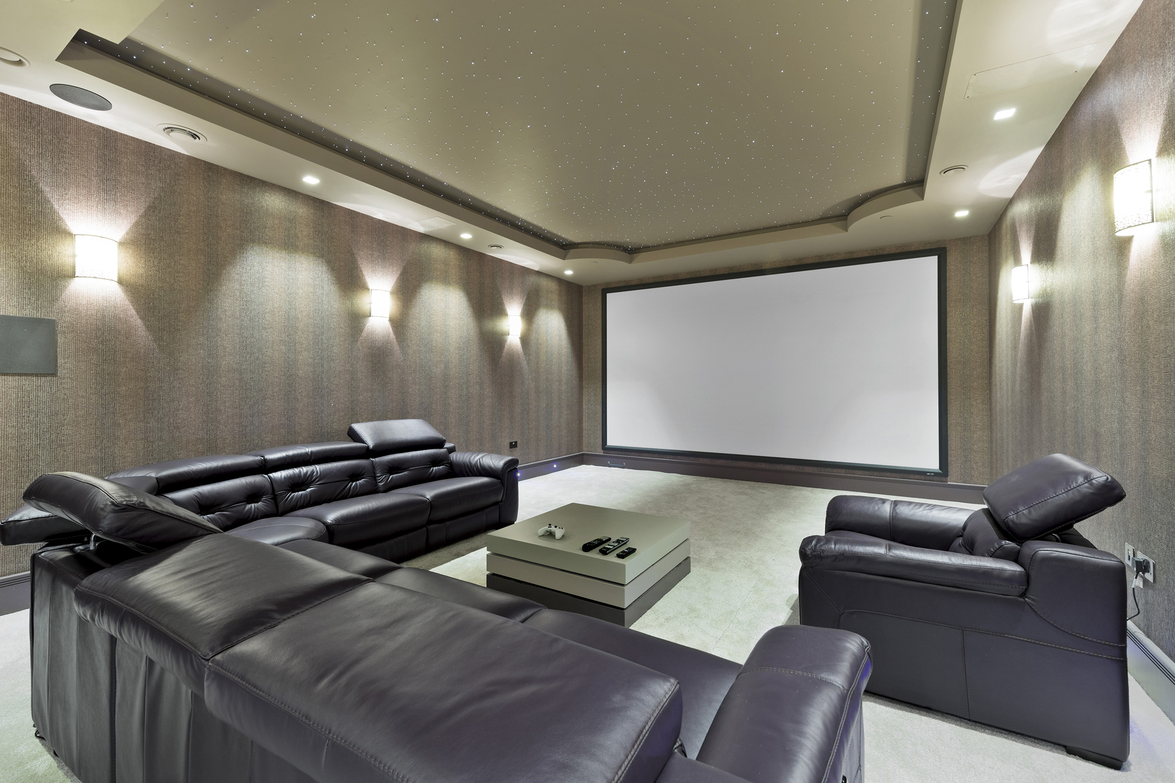  A grand modern house with extensive leisure facilities close to Richmond Park. - 物件實景