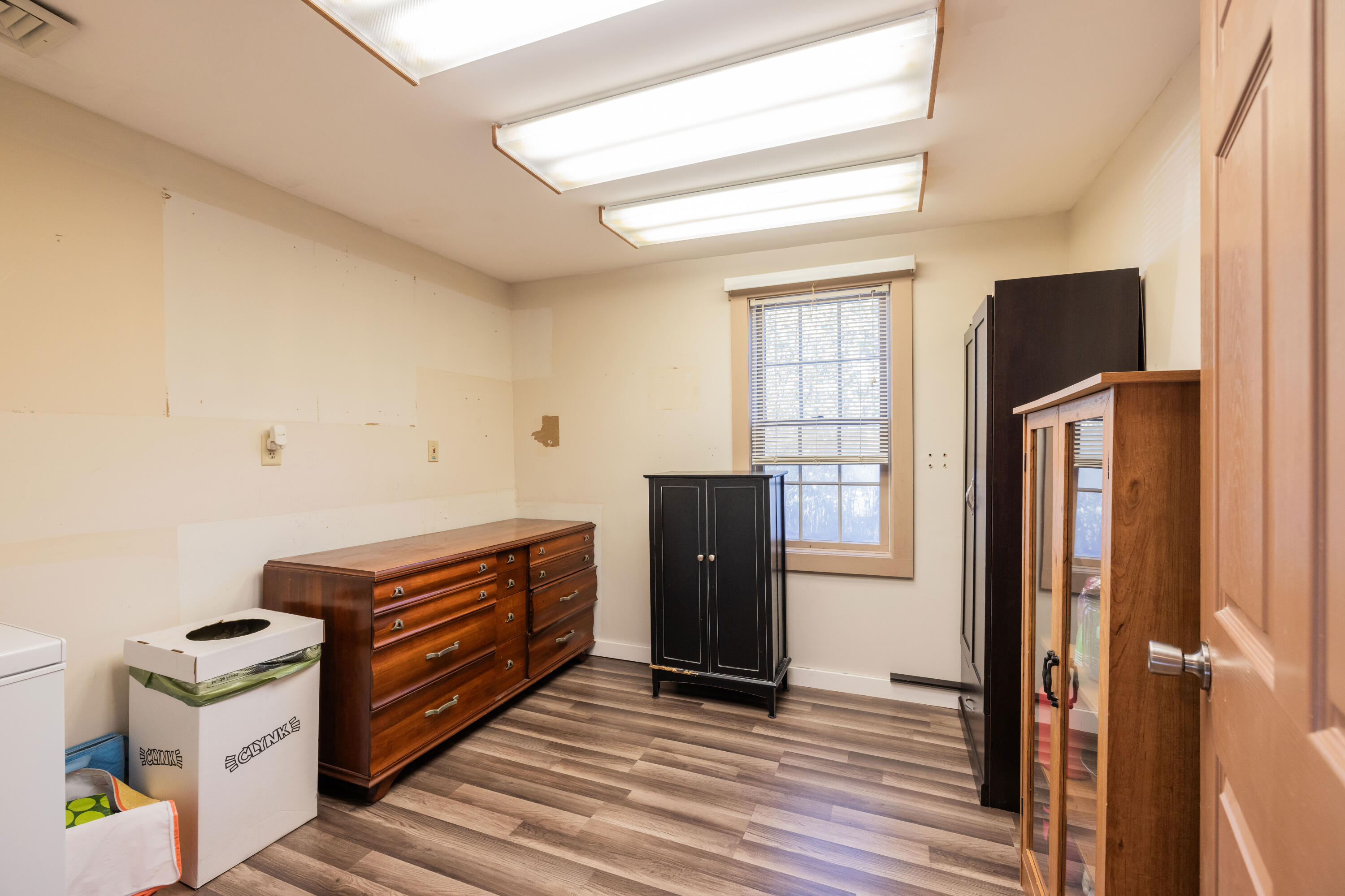 7 High Street, North Berwick, Maine, 03906, United States, 6 Bedrooms Bedrooms, ,3 BathroomsBathrooms,Residential,For Sale,7 High Street,1625255