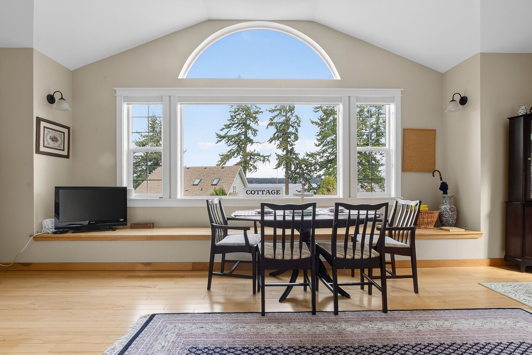  Ladysmith Bespoke Oceanfront - 物件實景