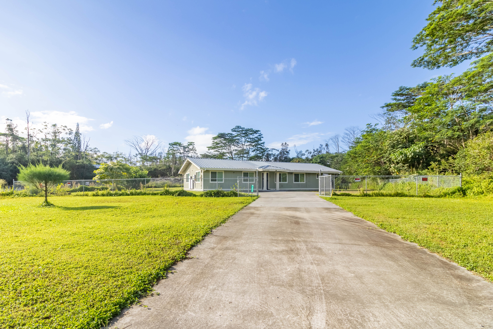 Hawaiian Paradise Park, Hawaii, Single Family Home, Garden Views 