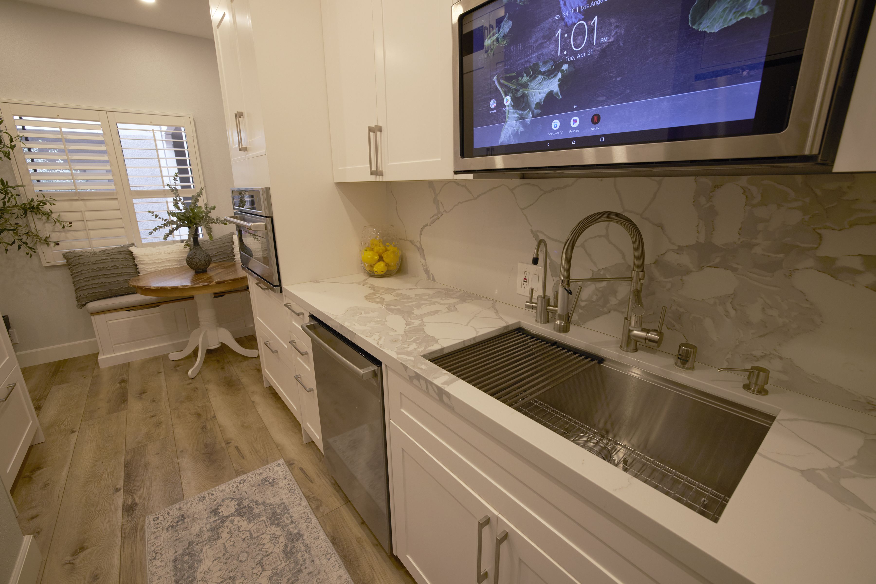  14844 Dickens Street - 物件實景