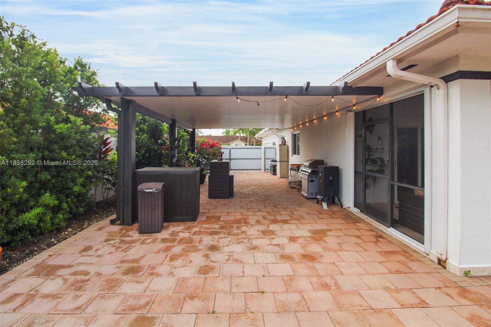 Miami, Florida, 33187, United States, 4 Bedrooms Bedrooms, ,3 BathroomsBathrooms,Residential,For Sale,1900896