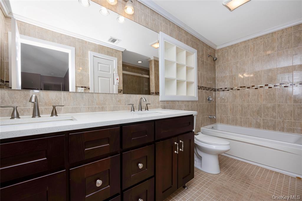 Atlantic Beach, New York, 11509, United States, 4 Bedrooms Bedrooms, ,4 BathroomsBathrooms,Residential,For Sale,1943894