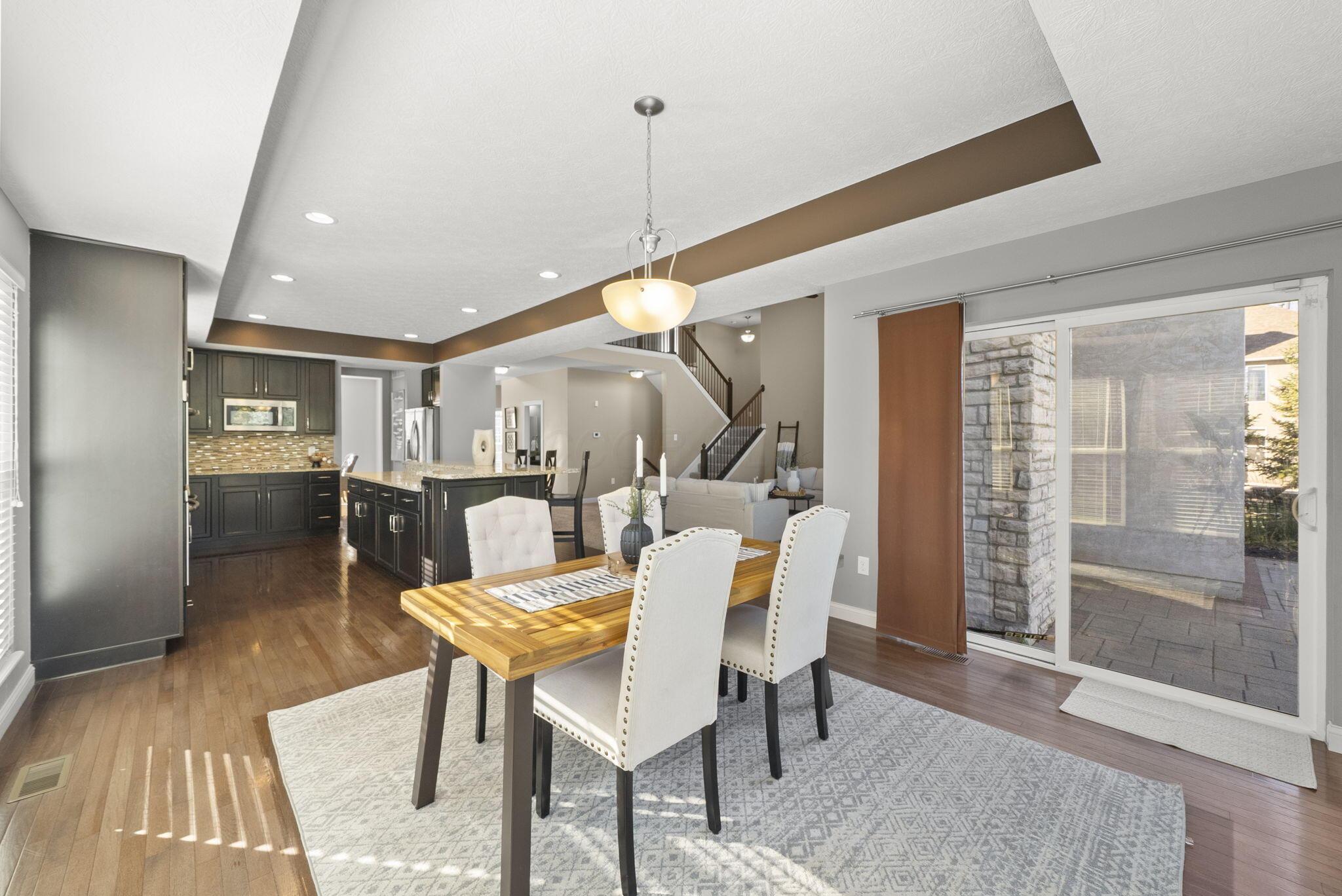 Powell, Ohio, 43065, United States, 5 Bedrooms Bedrooms, ,5 BathroomsBathrooms,Residential,For Sale,1988967