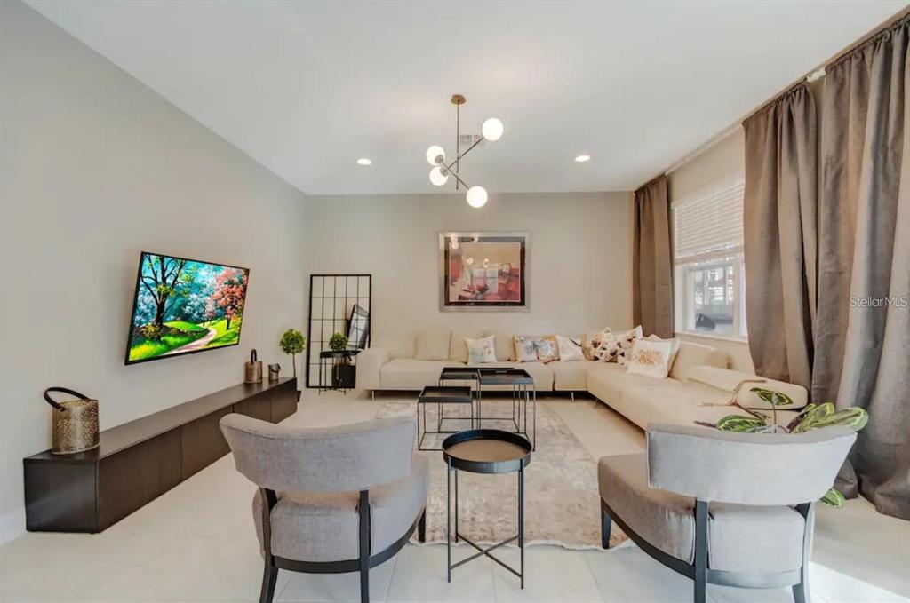 Kissimmee, Florida, 34746, United States, 9 Bedrooms Bedrooms, ,7 BathroomsBathrooms,Residential,For Sale,1917209