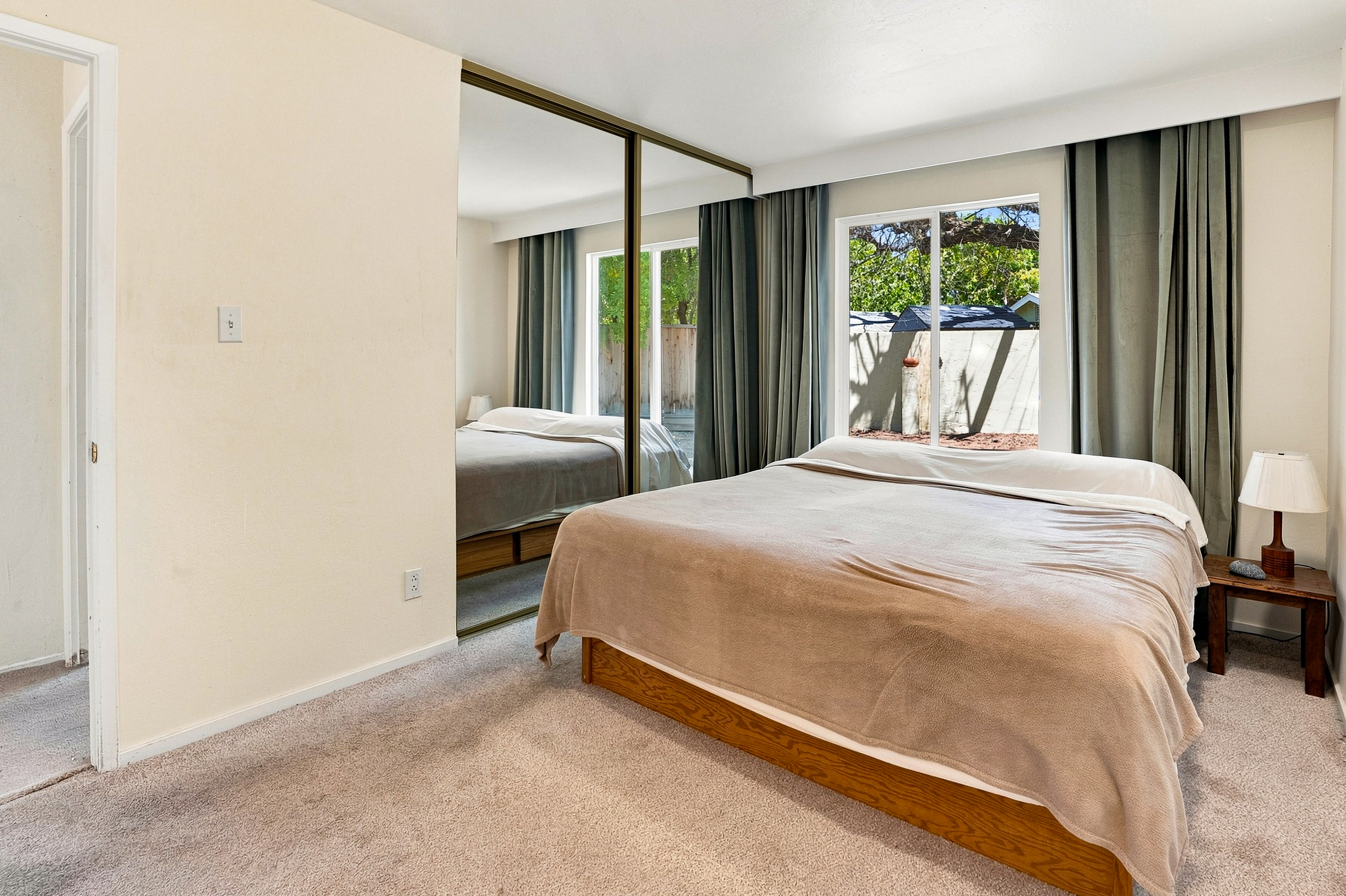  Corner Lot Retreat in the Heart of Los Gatos’ Vasona Corridor - 物件實景