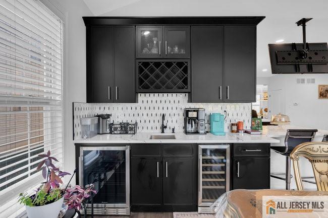 Bordentown Twp, New Jersey, 08505, United States, 4 Bedrooms Bedrooms, ,4 BathroomsBathrooms,Residential,For Sale,1989355