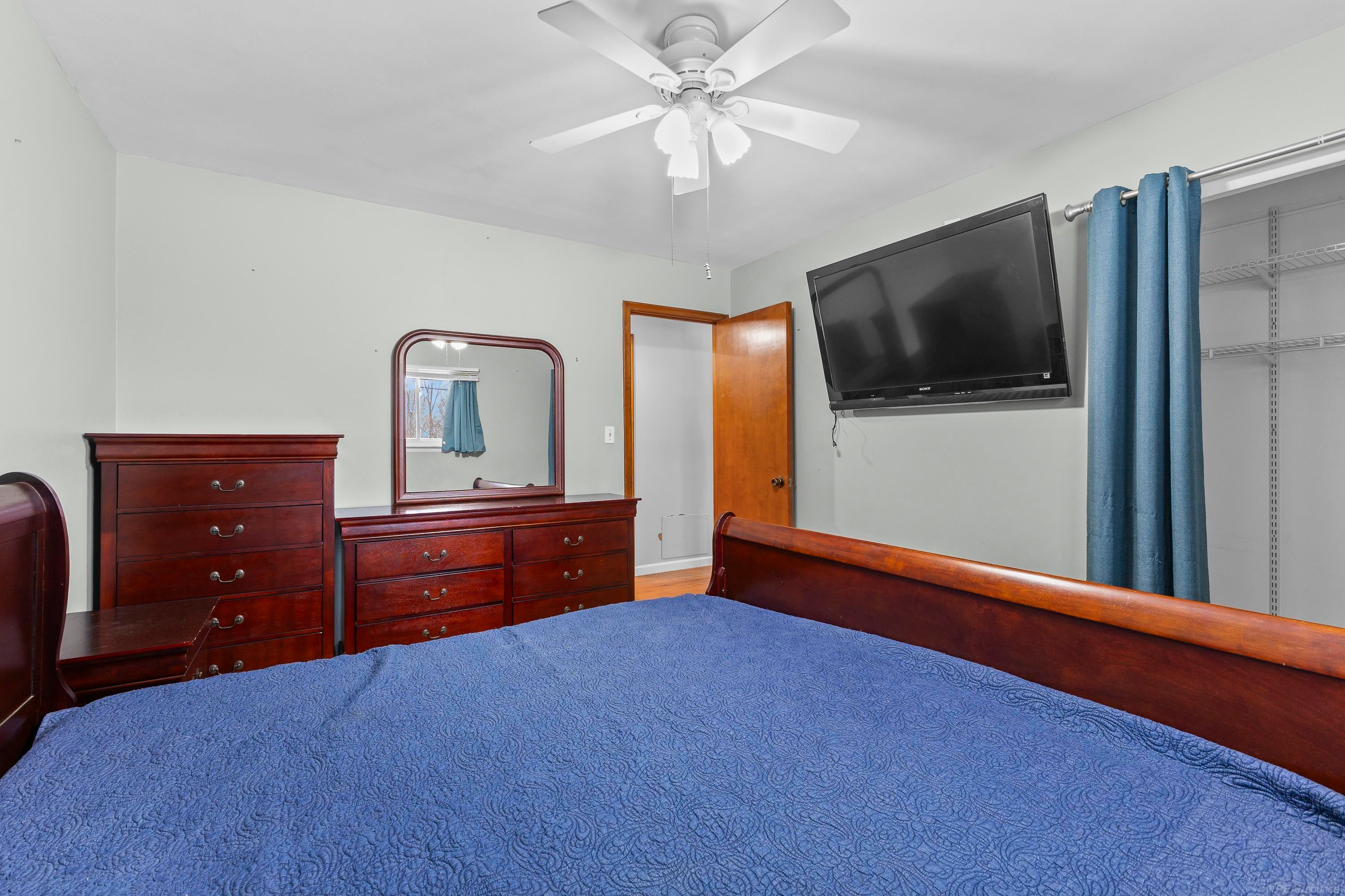 Harrison Twp, Michigan, 48045, United States, 3 Bedrooms Bedrooms, ,2 BathroomsBathrooms,Residential,For Sale,2005468