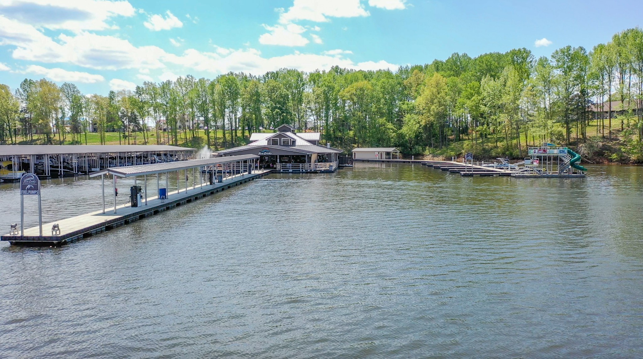 Winchester, Tennessee, 37398, United States, 4 Bedrooms Bedrooms, ,3 BathroomsBathrooms,Residential,For Sale,1980972