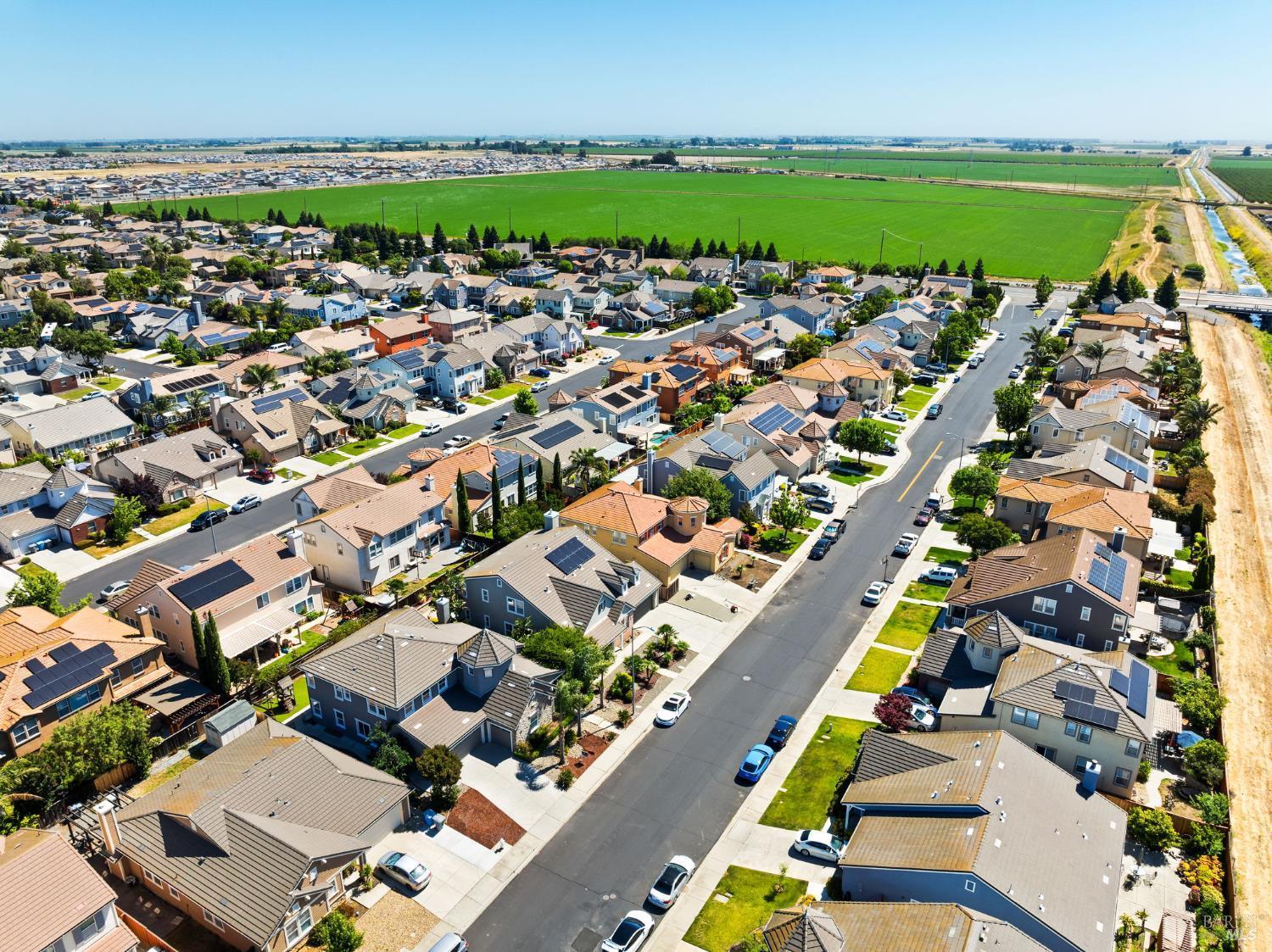 Vacaville, California, 95687, United States, 5 Bedrooms Bedrooms, ,4 BathroomsBathrooms,Residential,For Sale,1828372
