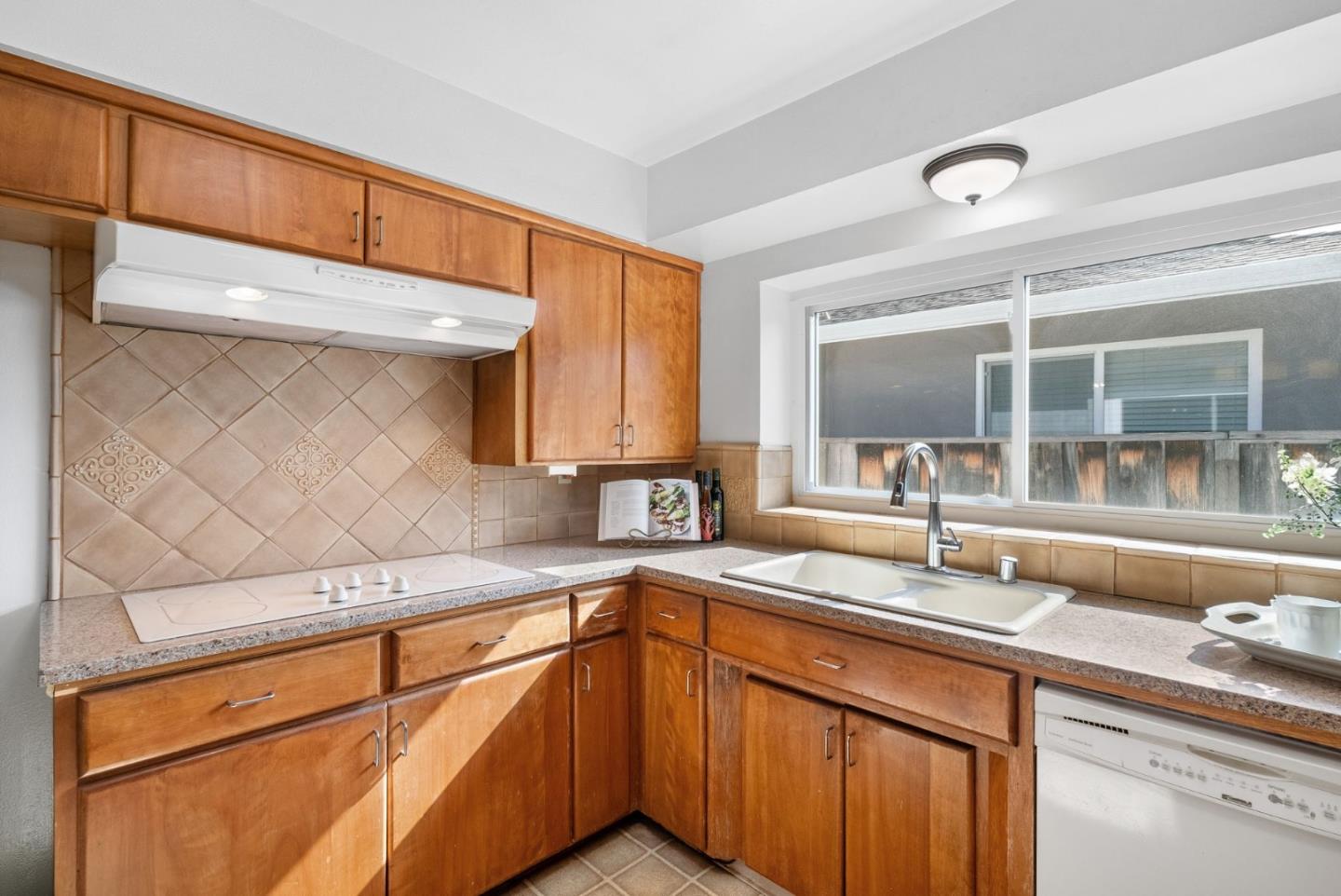 San Jose, California, 95118, United States, 4 Bedrooms Bedrooms, ,2 BathroomsBathrooms,Residential,For Sale,1986269