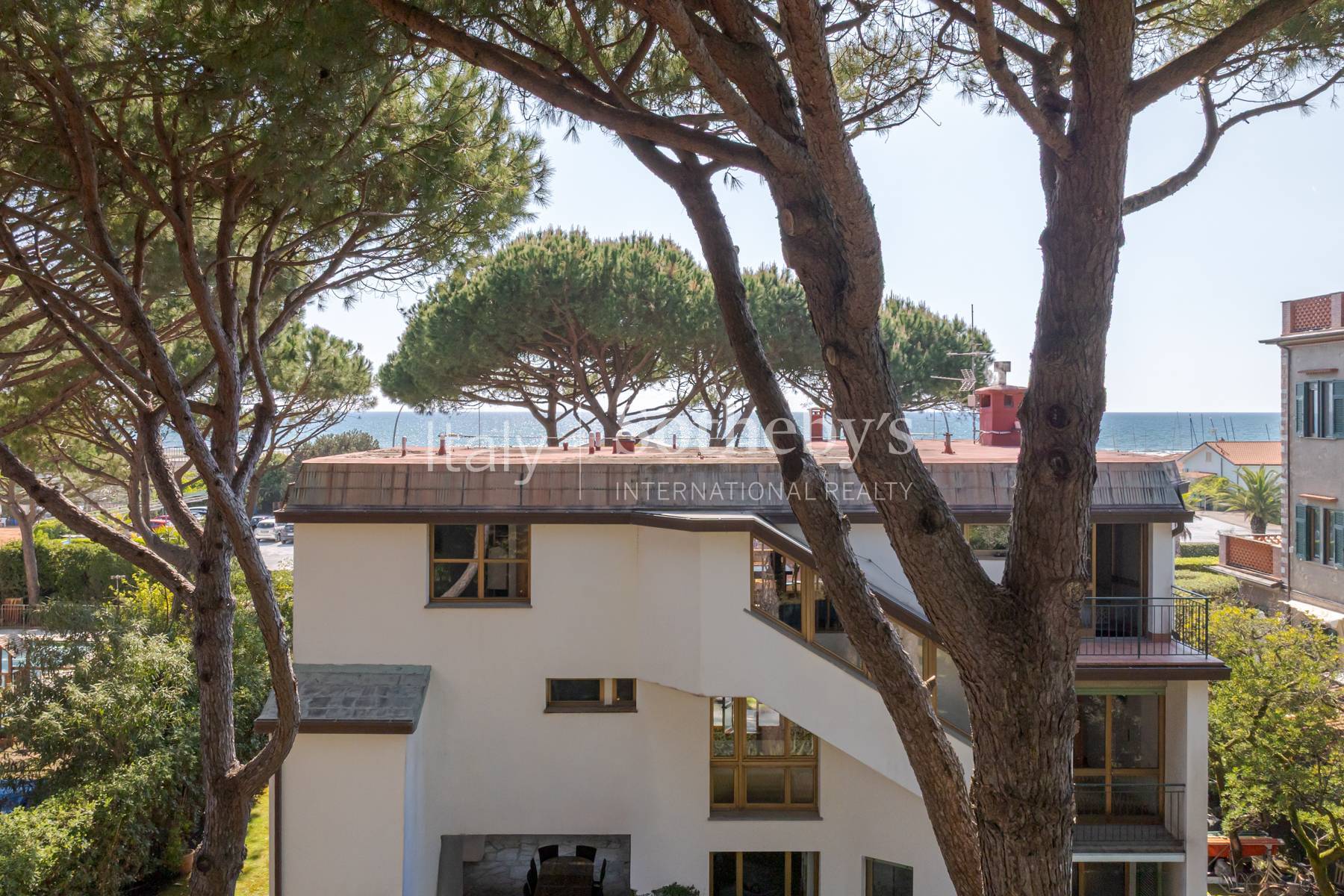  Seafront villa designed by Giovanni Michelucci - 物件實景