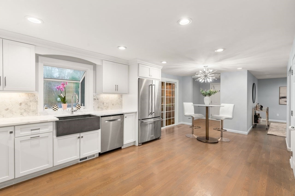 Sharon, Massachusetts, 02067, United States, 4 Bedrooms Bedrooms, ,3 BathroomsBathrooms,Residential,For Sale,1988379