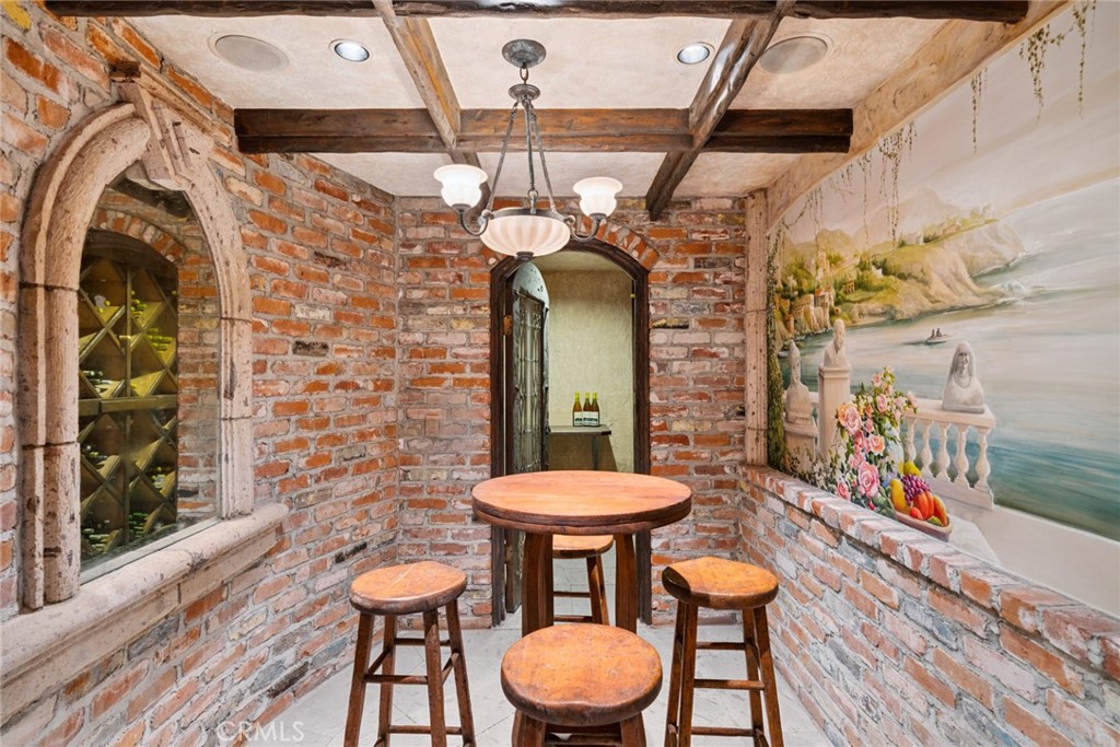 Newport Beach, California, 92661, United States, 4 Bedrooms Bedrooms, ,5 BathroomsBathrooms,Residential,For Sale,1875430