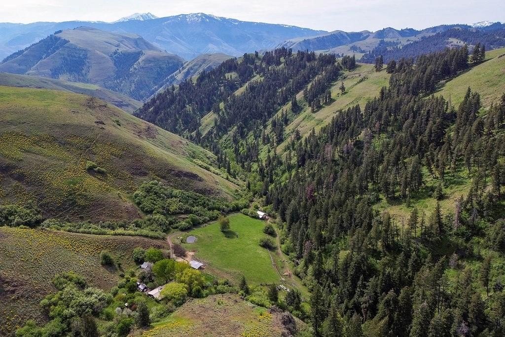 Riggins, Idaho, 83549, United States, 2 Bedrooms Bedrooms, ,1 BathroomBathrooms,Residential,For Sale,1825339