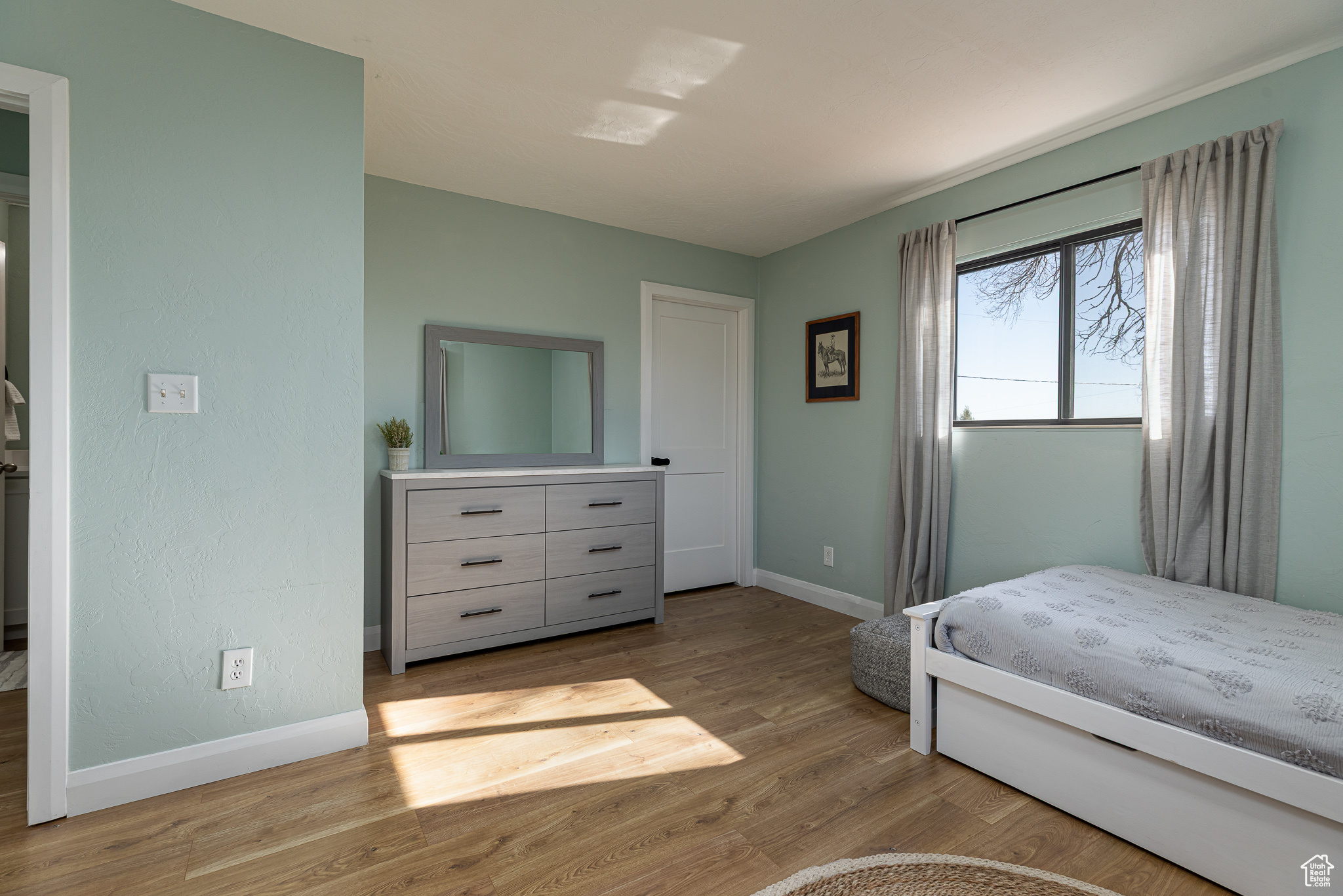 Kanab, Utah, 84741, United States, 3 Bedrooms Bedrooms, ,2 BathroomsBathrooms,Residential,For Sale,1856860