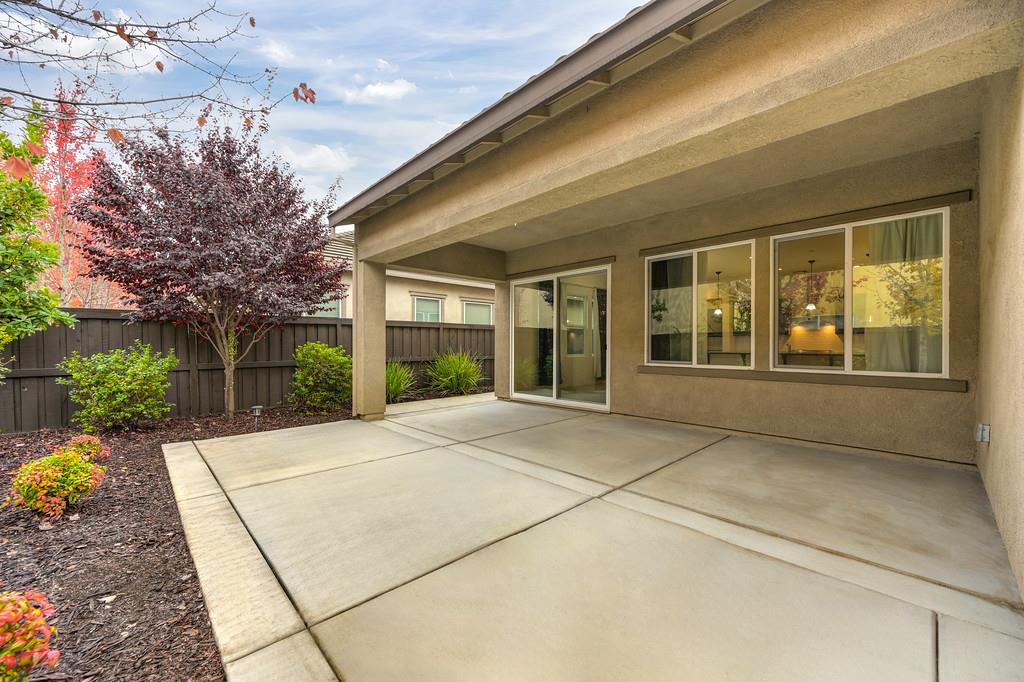 Sacramento, California, 95834, United States, 2 Bedrooms Bedrooms, ,2 BathroomsBathrooms,Residential,For Sale,1999739