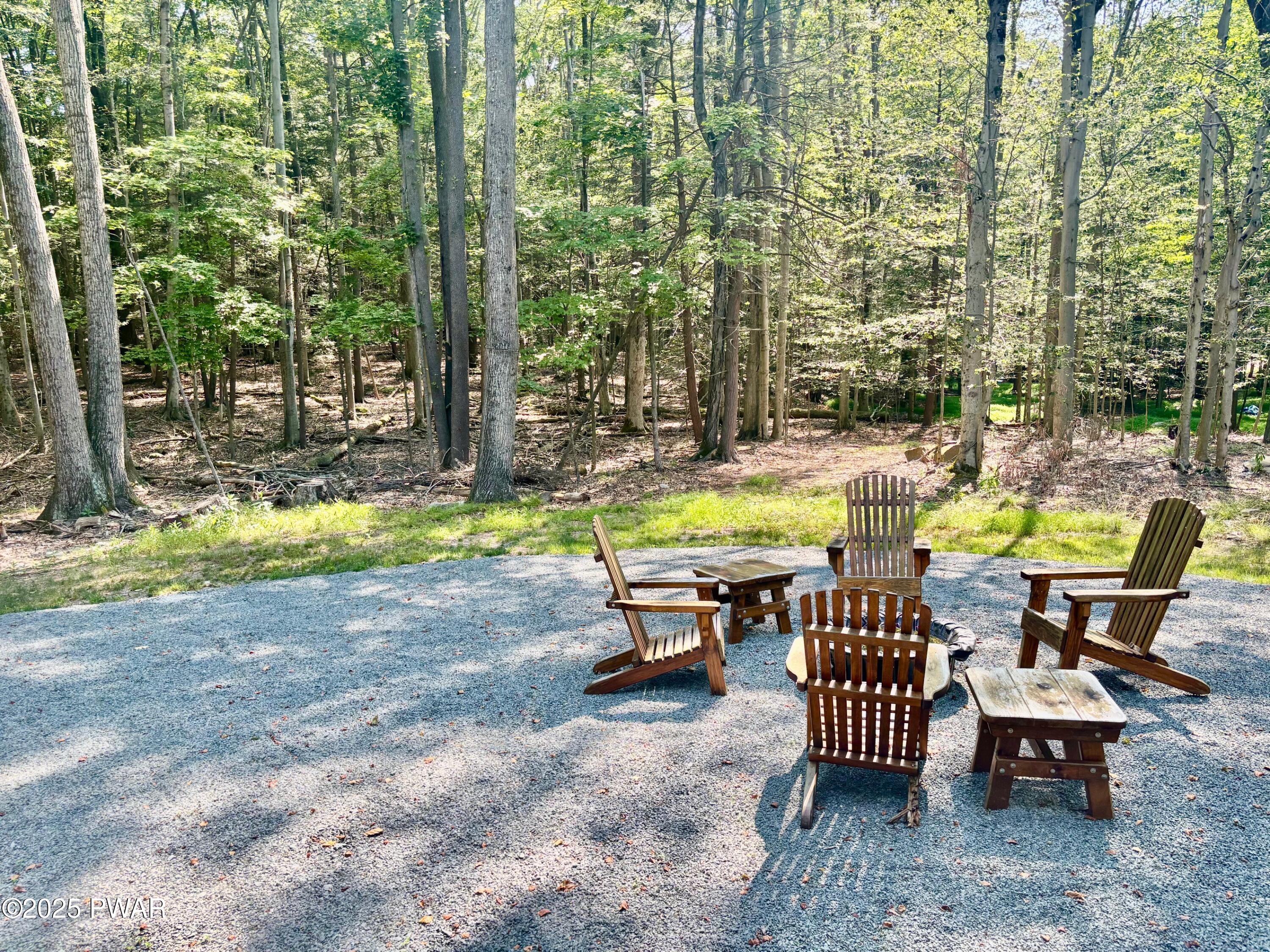 Lake Ariel, Pennsylvania, 18436, United States, 4 Bedrooms Bedrooms, ,4 BathroomsBathrooms,Residential,For Sale,1943663