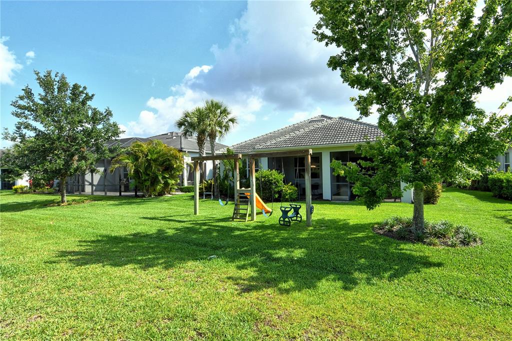 Bradenton, Florida, 34211, United States, 3 Bedrooms Bedrooms, ,2 BathroomsBathrooms,Residential,For Sale,1829078