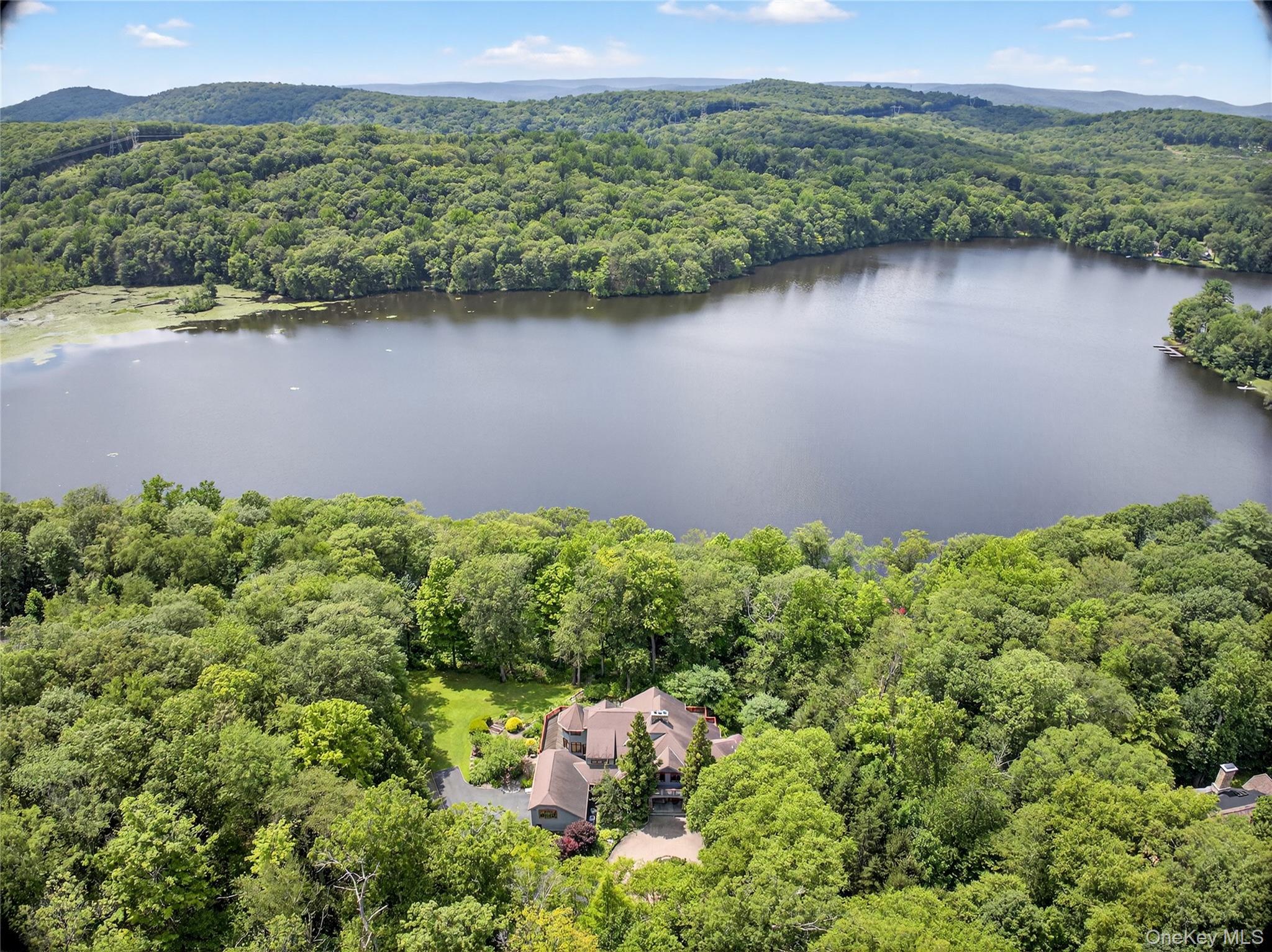 Sloatsburg, New York, 10974, United States, 5 Bedrooms Bedrooms, ,5 BathroomsBathrooms,Residential,For Sale,1982230