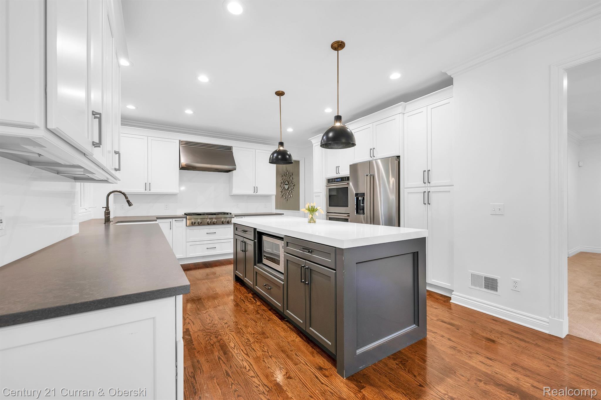 Northville Township, Michigan, 48168, United States, 6 Bedrooms Bedrooms, ,6 BathroomsBathrooms,Residential,For Sale,1976902