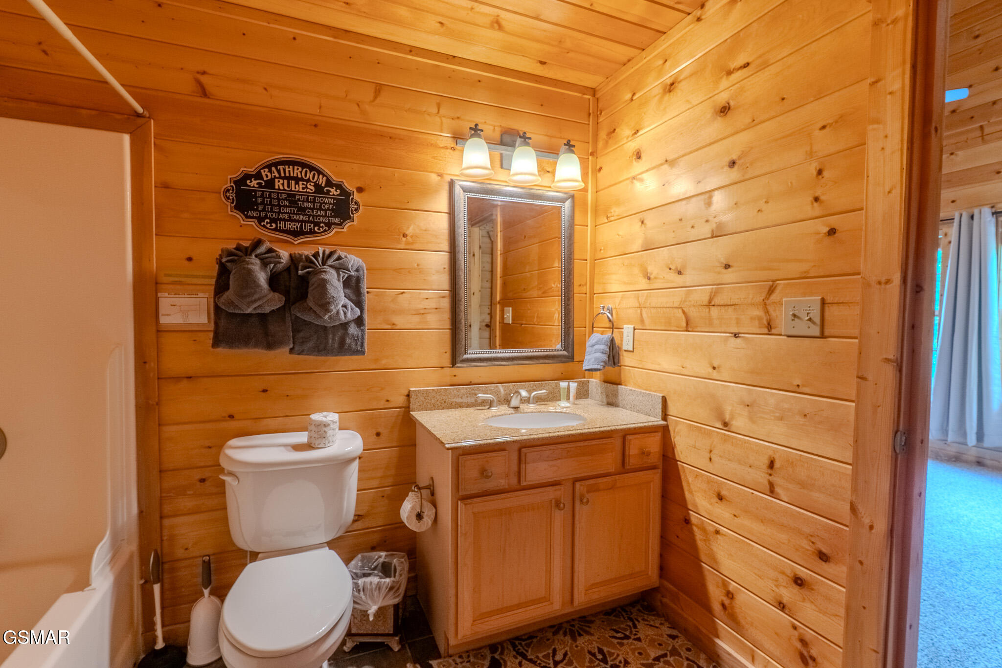 Gatlinburg, Tennessee, 37738, United States, 5 Bedrooms Bedrooms, ,4 BathroomsBathrooms,Residential,For Sale,1835099