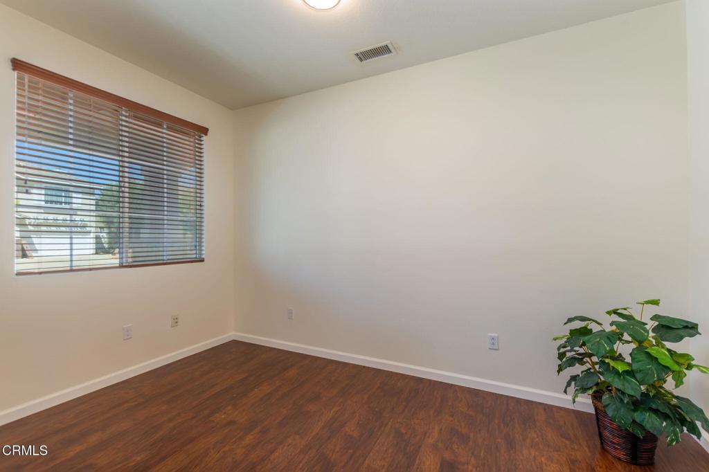 Fillmore, California, 93015, United States, 3 Bedrooms Bedrooms, ,2 BathroomsBathrooms,Residential,For Sale,1906343