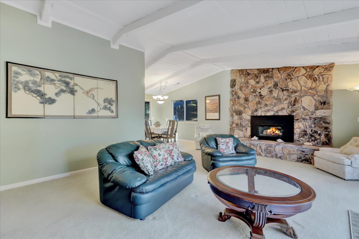 Penn Valley, California, 95946, United States, 3 Bedrooms Bedrooms, ,3 BathroomsBathrooms,Residential,For Sale,2000510