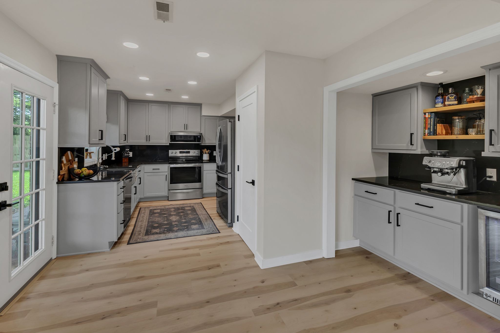 Franklin, Tennessee, 37064, United States, 3 Bedrooms Bedrooms, ,3 BathroomsBathrooms,Residential,For Sale,1874196