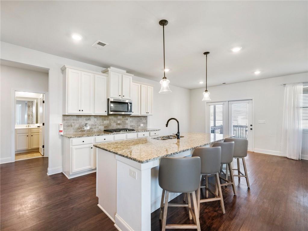 Cumming, Georgia, 30028, United States, 5 Bedrooms Bedrooms, ,4 BathroomsBathrooms,Residential,For Sale,2010449