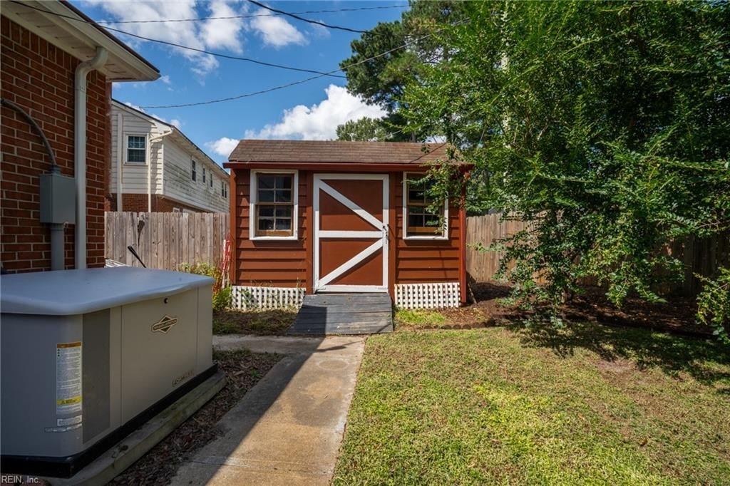 Virginia Beach, Virginia, 23464, United States, 5 Bedrooms Bedrooms, ,4 BathroomsBathrooms,Residential,For Sale,1945000