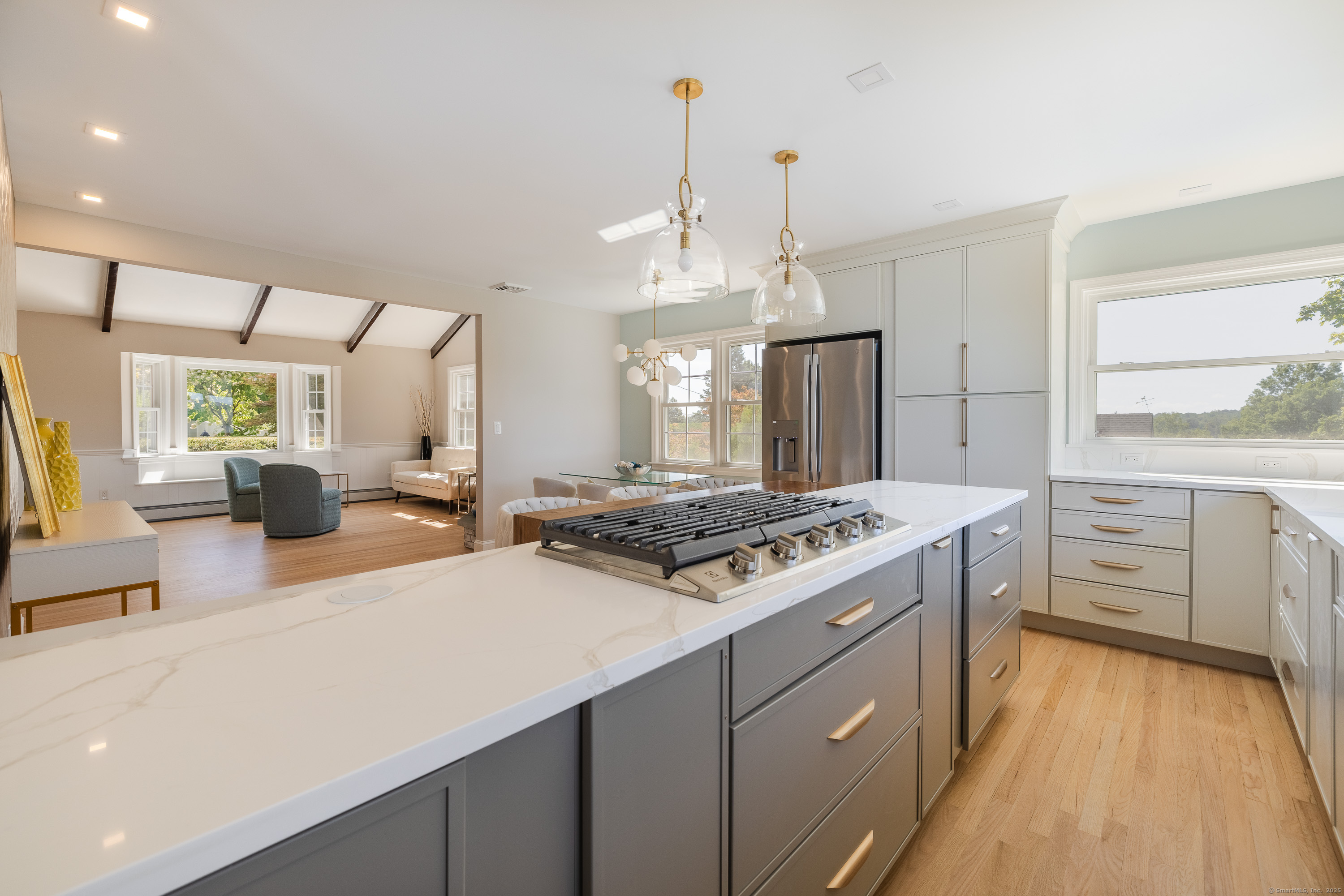 Brookfield, Connecticut, 06804, United States, 3 Bedrooms Bedrooms, ,4 BathroomsBathrooms,Residential,For Sale,1940398