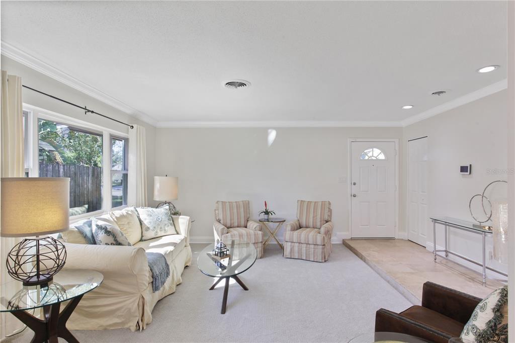 Winter Park, Florida, 32792, United States, 4 Bedrooms Bedrooms, ,2 BathroomsBathrooms,Residential,For Sale,1991999