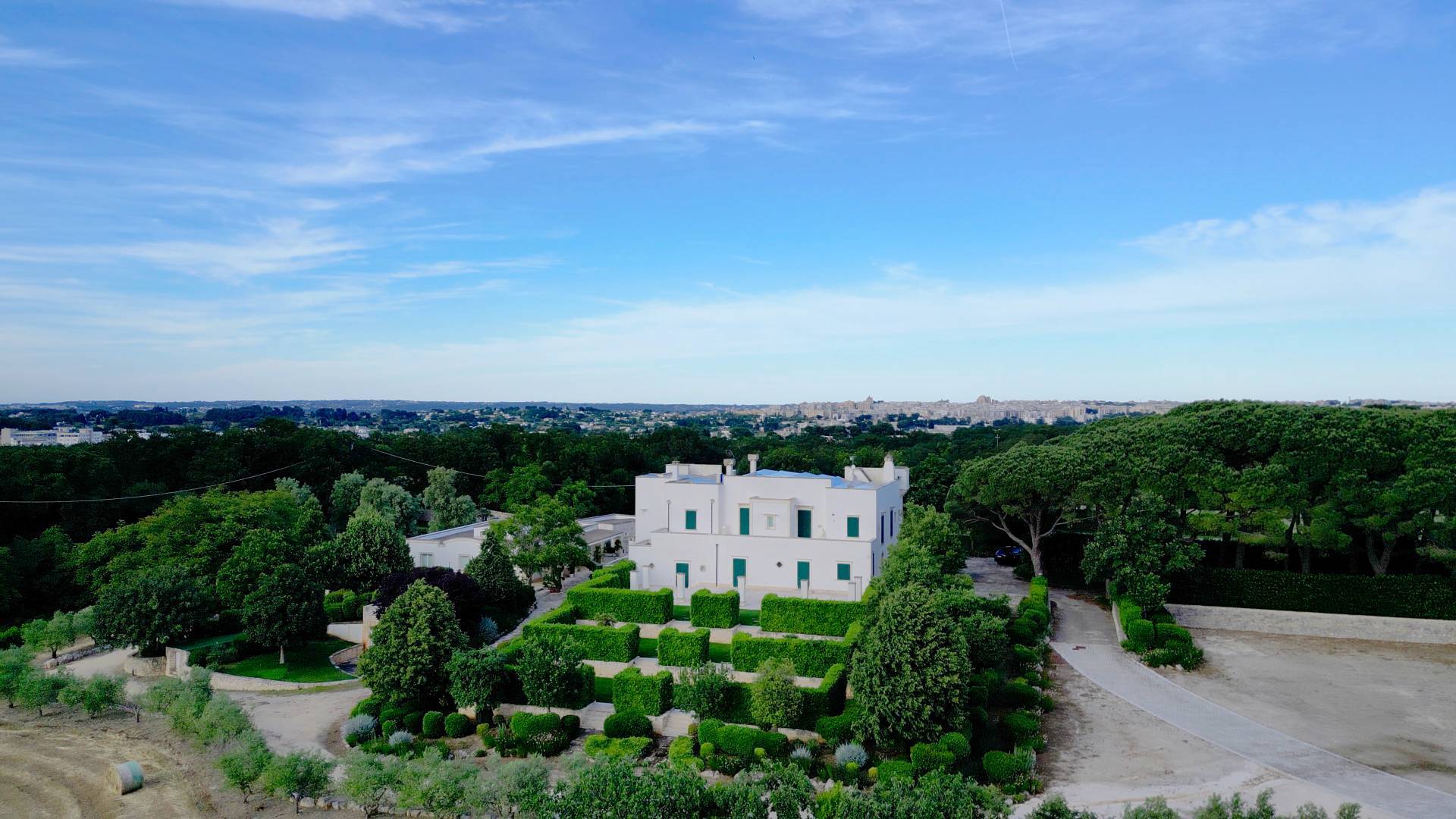 Martina Franca, Taranto, 74015, IT, 9 Bedrooms Bedrooms, ,12 BathroomsBathrooms,Residential,For Sale,1947823