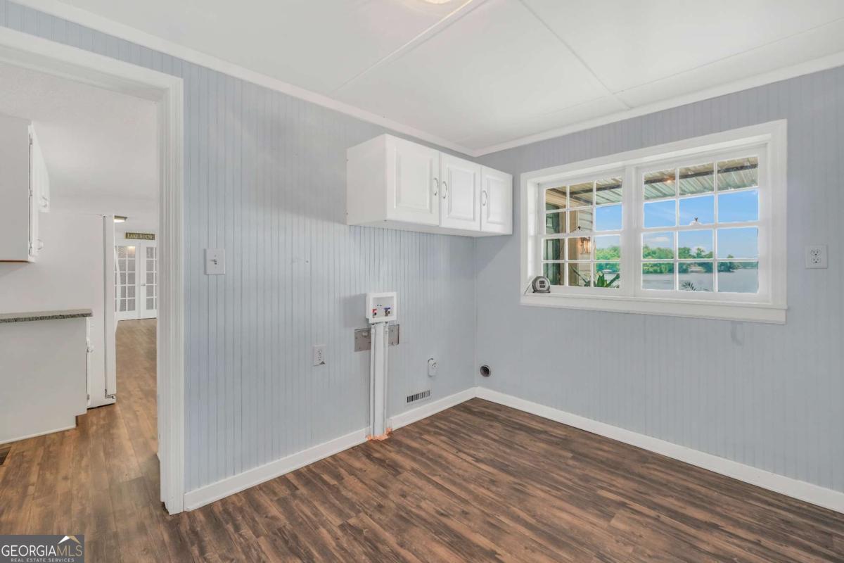 Jackson, Georgia, 30233, United States, 3 Bedrooms Bedrooms, ,2 BathroomsBathrooms,Residential,For Sale,1981672