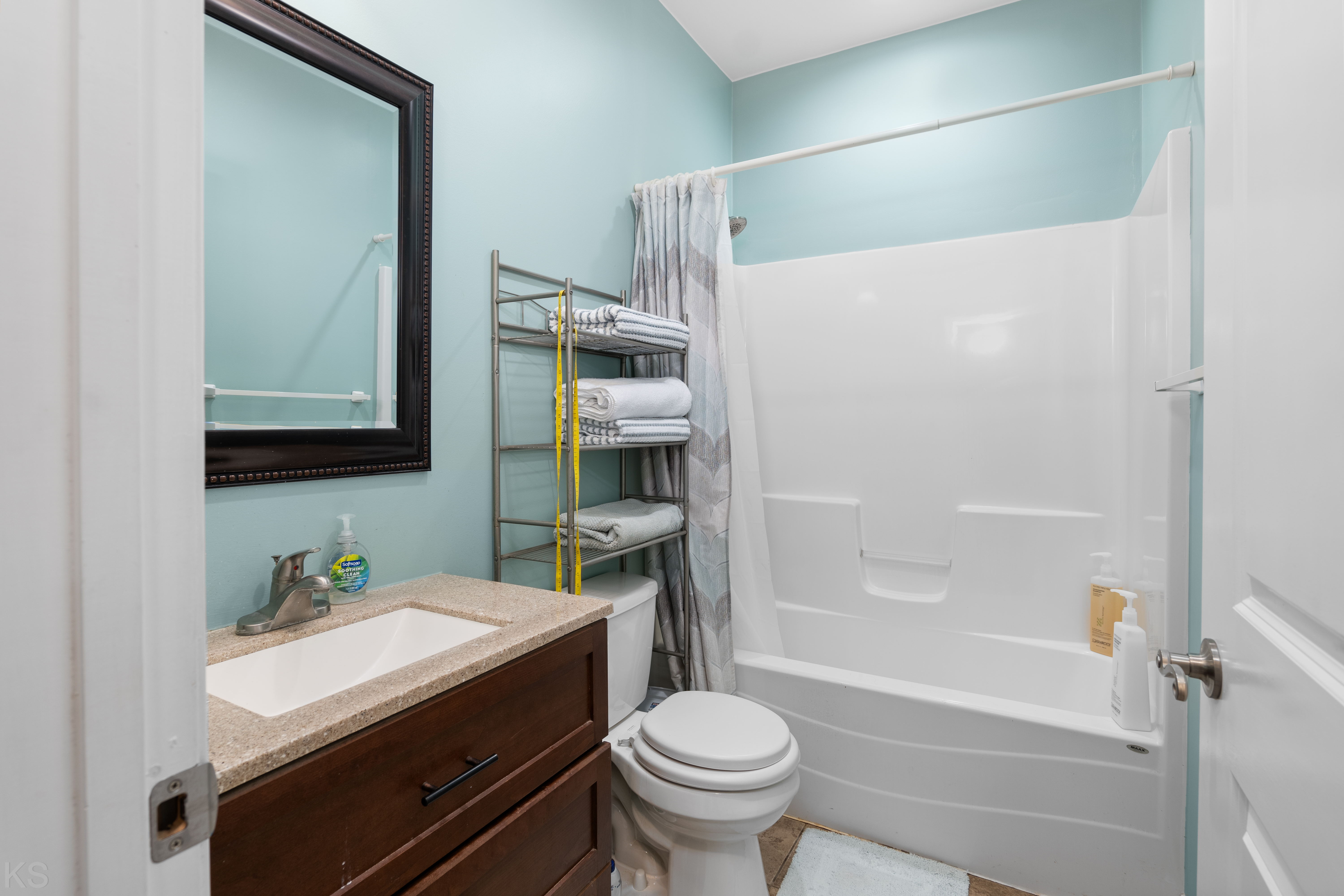 Smithton, Missouri, 65350, United States, 3 Bedrooms Bedrooms, ,2 BathroomsBathrooms,Residential,For Sale,1846874
