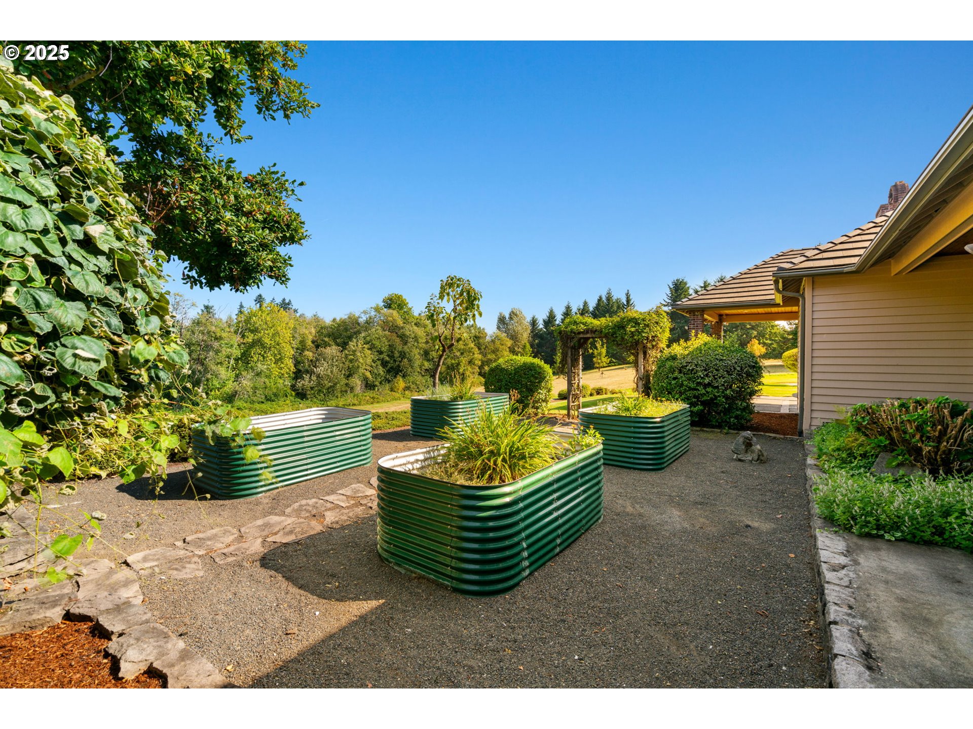 Vancouver, Washington, 98685, United States, 3 Bedrooms Bedrooms, ,4 BathroomsBathrooms,Residential,For Sale,2003472