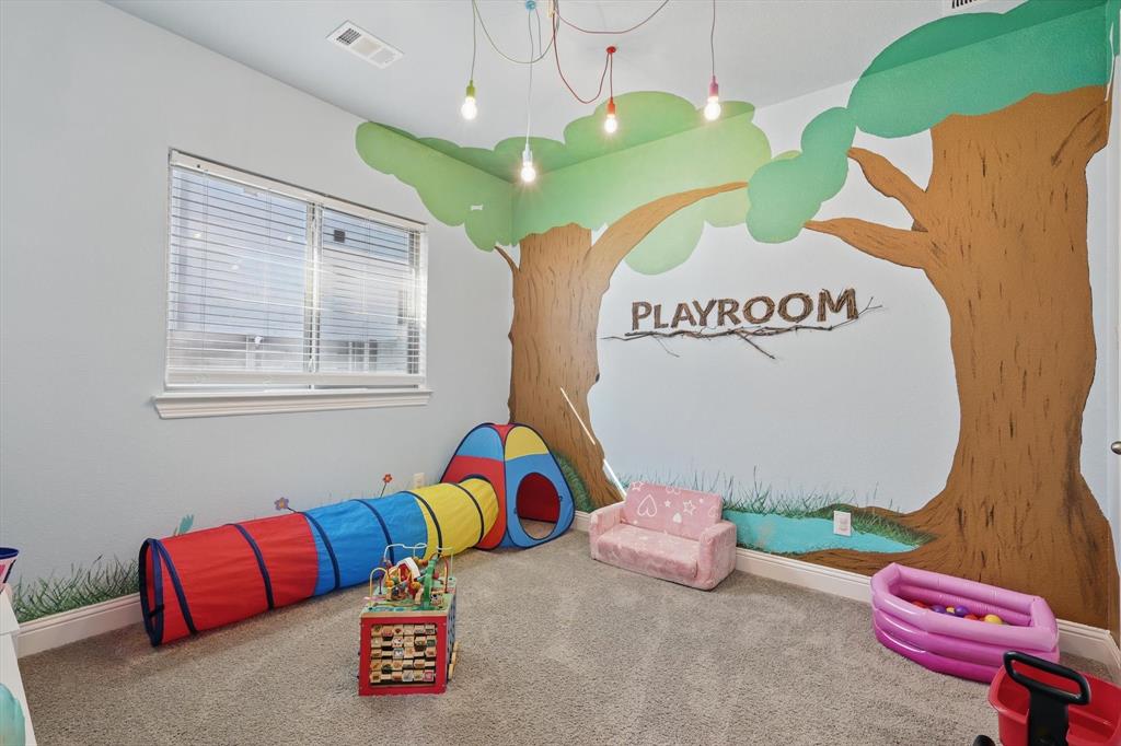 Argyle, Texas, 76226, United States, 4 Bedrooms Bedrooms, ,4 BathroomsBathrooms,Residential,For Sale,1976109