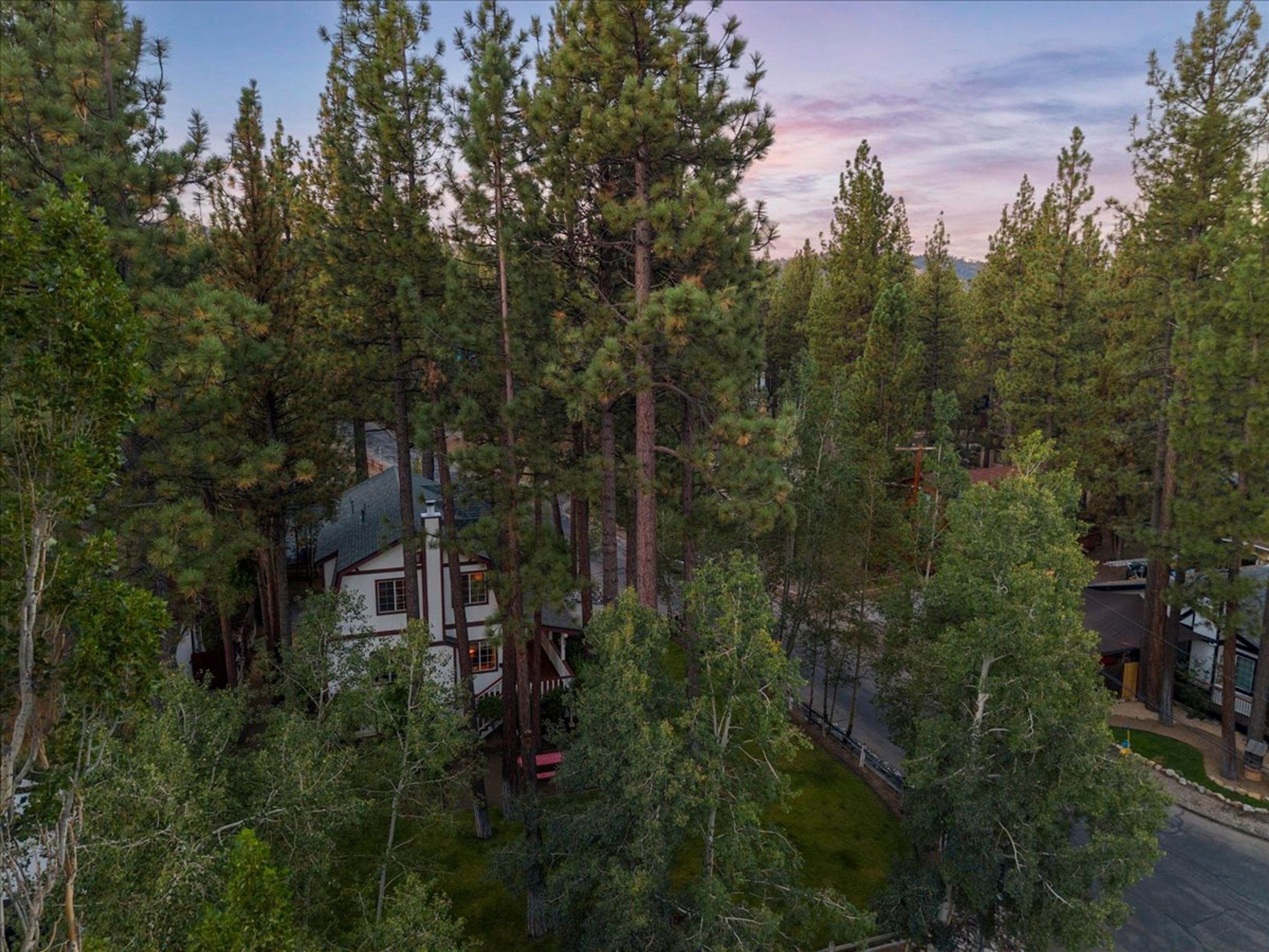  416 Pineview Drive, Big Bear, CA 92314 - 物件實景