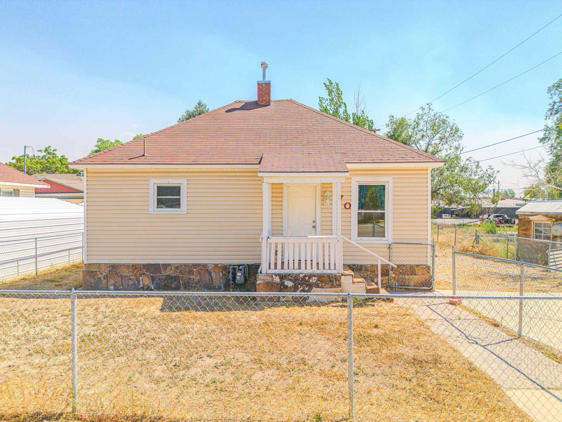 100 , Wellington, UT 84542