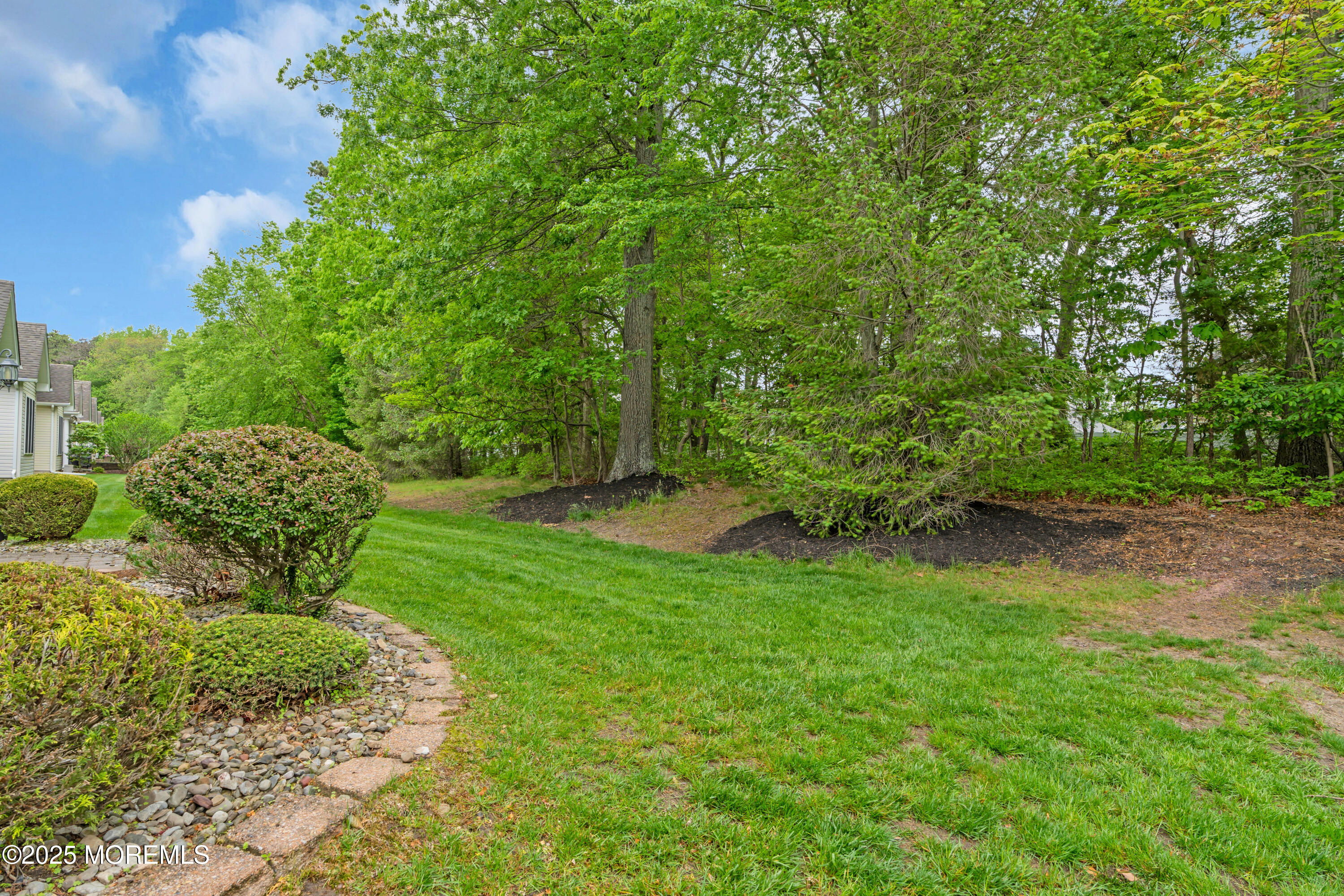 Freehold, New Jersey, 07728, United States, 2 Bedrooms Bedrooms, ,2 BathroomsBathrooms,Residential,For Sale,1929007
